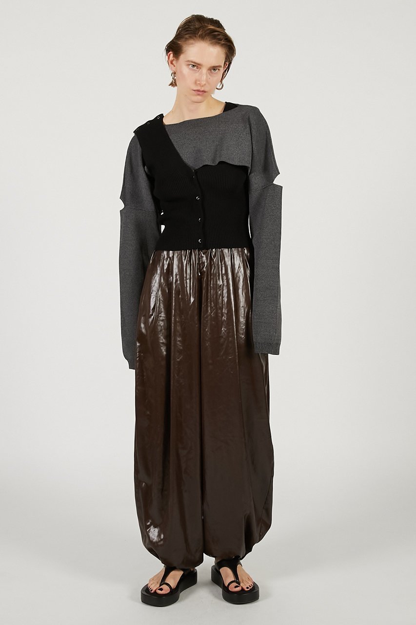 【プランク プロジェクト/PRANK PROJECT】のレザーサテンパンツ 人気、トレンドファッション・服の通販 founy(ファニー) 　ファッション　Fashion　レディースファッション　Fashion for Women　パンツ　Pants & Trousers　2026年　2026　おすすめ　Recommended / Our Picks　とろみ　Fluid, Flowy Fabric　ギャザー　Gathered, Ruffled　サテン　Satin, Glossy Fabric　シンプル　Simple, Minimal　セットアップ　Set-Up, Coordinated Outfit　ドローコード　Drawcord, Drawstring Cord　バルーン　Balloon, Balloon Silhouette　ファブリック　Fabric, Textile　フォルム　Silhouette, Form　ワイド　Wide, Wide Fit　ヴィンテージ　Vintage Style　夏　Summer　春　Spring　S/S・春夏　SS, Spring/Summer, Warm Season　軽量　Lightweight, Ultra Light　other-6|ID: prp329100004810905 ipo3291000000035539959