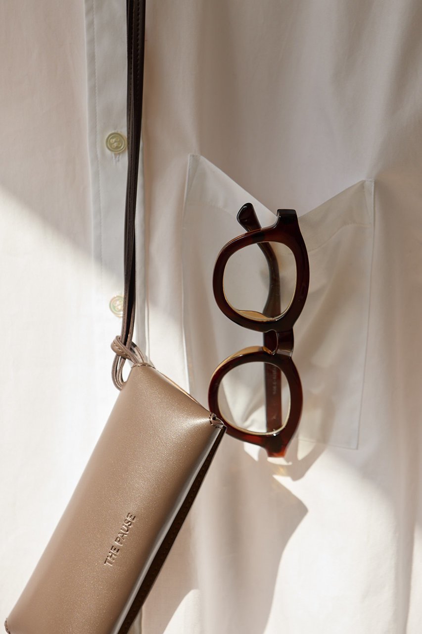 【ウィムガゼット/Whim Gazette】の【THE PAUSE】太縁メガネ 人気、トレンドファッション・服の通販 founy(ファニー) 　ファッション　Fashion　レディースファッション　Fashion for Women　サングラス&メガネ　Sunglasses & Eyewear　ヴィンテージ　Vintage Style　春　Spring　グラデーション　Gradient, Ombre　トレンド　Trend, Trending Now　フレーム　Frame, Outline　メガネ　Glasses, Eyewear　ワーク　Workwear, Utility Style　S/S・春夏　SS, Spring/Summer, Warm Season　夏　Summer　エレガント 上品　Elegant　2026年　2026　other-2|ID: prp329100004810941 ipo3291000000034920721