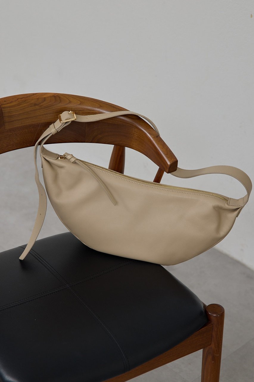 【ガリャルダガランテ/GALLARDAGALANTE】の【2.718】タッククロスボディバッグ インテリア・キッズ・メンズ・レディースファッション・服の通販 founy(ファニー) ファッション Fashion レディースファッション Fashion for Women バッグ Bags エレガント 上品 Elegant スポーティ Sporty, Casual Athletic スマート Smart, Elegant 新作・新入荷 New Arrivals / New In ベージュ|ID: prp329100004810952 ipo3291000000034920791