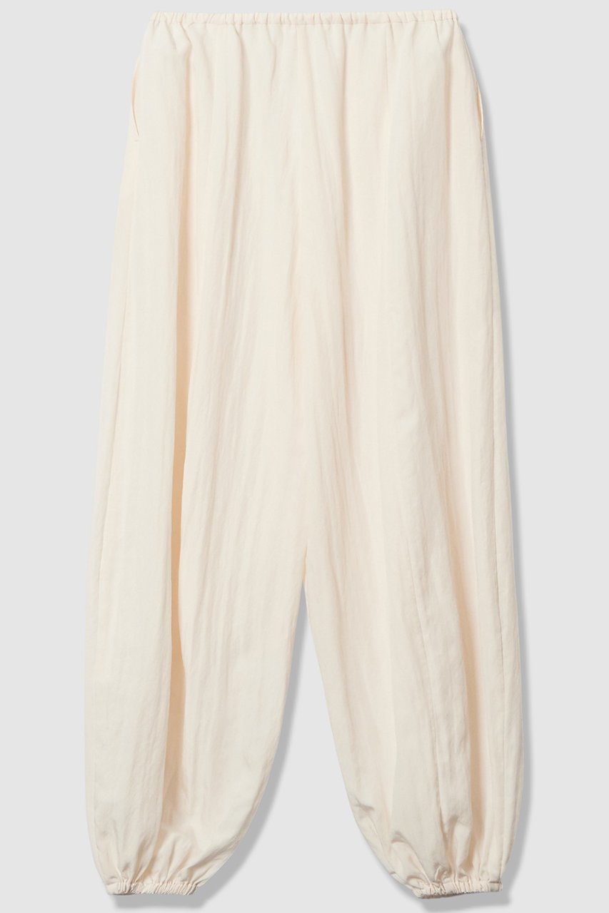 【アルアバイル/allureville】のフィブリルポプリンバルーンパンツ 人気、トレンドファッション・服の通販 founy(ファニー) ファッション Fashion レディースファッション Fashion for Women パンツ Pants & Trousers 2026年 2026 ギャザー Gathered, Ruffled シンプル Simple, Minimal タンブラー Tumbler, Travel Mug バランス Balance, Style Balance バルーン Balloon, Balloon Silhouette フォルム Silhouette, Form 今季 This Season, Current Season 夏 Summer 春 Spring S/S・春夏 SS, Spring/Summer, Warm Season other-2|ID: prp329100004810960 ipo3291000000035413814