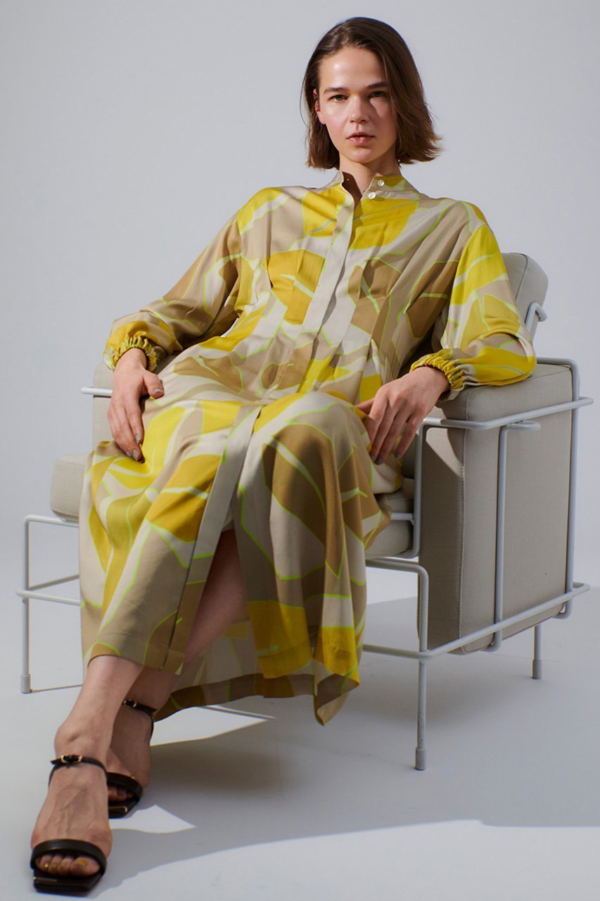 【アルアバイル/allureville】のFASACリーフプリントギャザーワンピース 人気、トレンドファッション・服の通販 founy(ファニー) ファッション Fashion レディースファッション Fashion for Women ワンピース Dresses チュニック Tunic Tops & Dresses 2026年 2026 イタリア Italy スタンド Stand Collar, Upright Stand チュニック Tunic, Long Top プリント Print, Printed Pattern モダン Modern, Contemporary リゾート Resort, Vacation Style リラックス Relax, Relaxed Fit リーフ Leaf, Botanical Leaf ロング Long, Long-Length エレガント 上品 Elegant 夏 Summer 春 Spring S/S・春夏 SS, Spring/Summer, Warm Season other-8|ID: prp329100004810992 ipo3291000000034921100