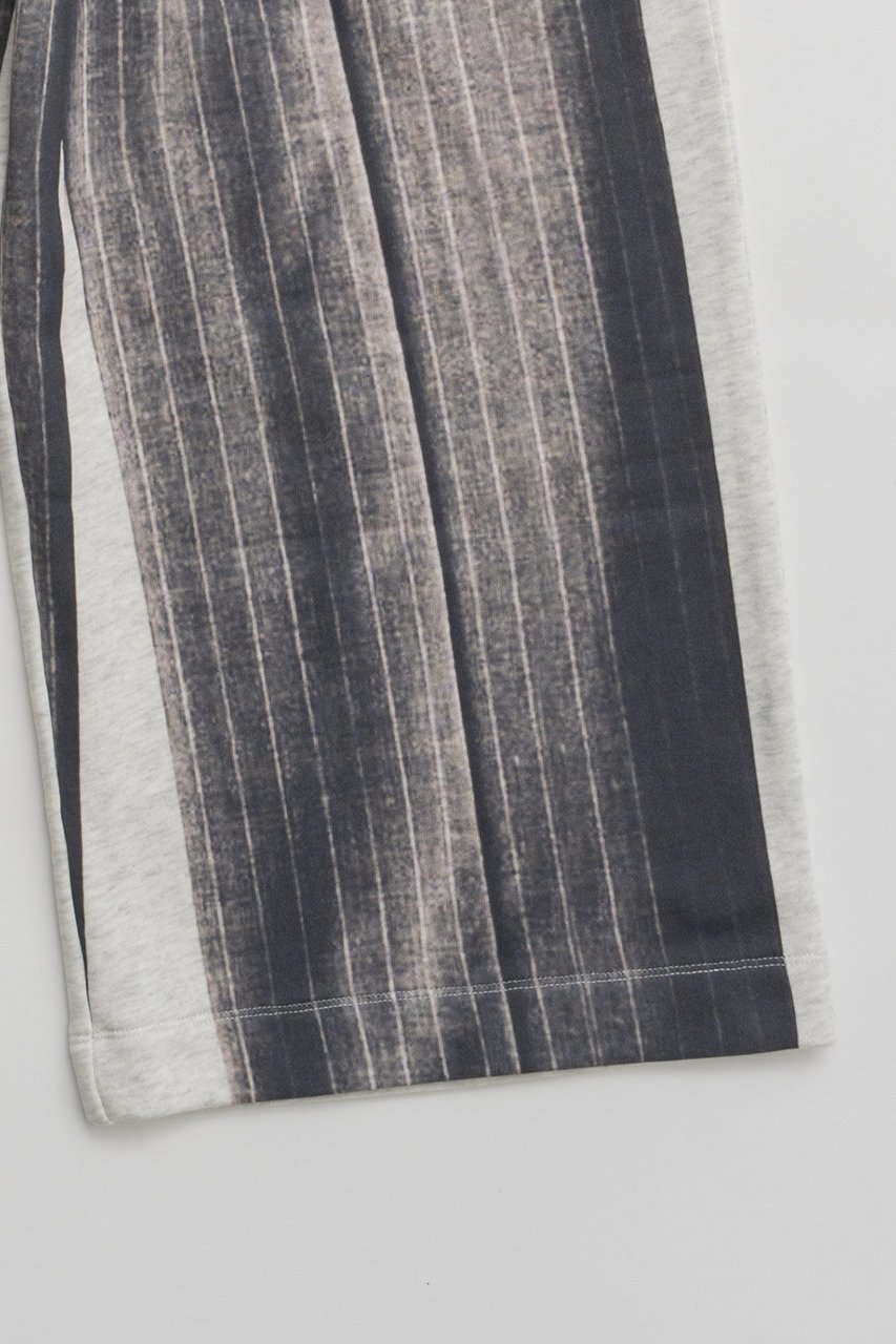 【プランク プロジェクト/PRANK PROJECT】のスラックスプリントスウェット 人気、トレンドファッション・服の通販 founy(ファニー) 　ファッション　Fashion　レディースファッション　Fashion for Women　トップス・カットソー　Cut & Sew Tops　シャツ・ブラウス・オフィスカジュアル　Elegant Blouses & Button-Ups　レディースパーカー・カジュアルフーディー　Casual Hoodies & Sweatshirts　ロングTシャツ・Tシャツ　Longline T-Shirts & Tees　スウェット・クルーネックトップス　Sweatshirts & Crewnecks / Relaxed Fit Sweat Tops　カットソー・ベーシックTシャツ　Cut-and-Sewn Tops / Stretch Tees & Basics　おすすめ　Recommended / Our Picks　ジャケット　Jacket, Outerwear　スウェット / スエット　Sweatshirt, Sweatwear　スリーブ　Sleeve, Long Sleeve / Short Sleeve　フォルム　Silhouette, Form　プリント　Print, Printed Pattern　ロング　Long, Long-Length　新作・新入荷　New Arrivals / New In　other-3|ID: prp329100004811962 ipo3291000000034930845