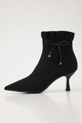 【スタッカート/STACCATO】のハープリボンニットブーツ 人気、トレンドファッション・服の通販 founy(ファニー) ファッション Fashion レディースファッション Fashion for Women ショート Short, Short Length フォルム Silhouette, Form ミドル Middle Length, Mid Height ラッフル Ruffle, Frill リボン Ribbon, Bow |ID:prp329100004812842
