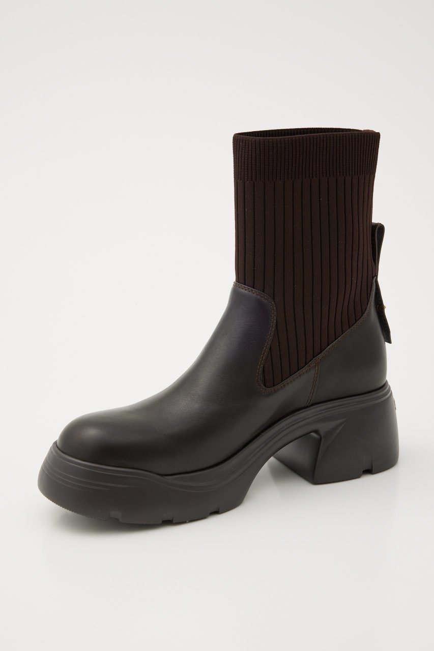 【スタッカート/STACCATO】のコロネリブニットコンビブーツ 人気、トレンドファッション・服の通販 founy(ファニー) 　ファッション　Fashion　レディースファッション　Fashion for Women　ショート　Short, Short Length　トレンド　Trend, Trending Now　フィット　Fit, Slim Fit　リブニット　Rib Knit, Ribbed Knit　軽量　Lightweight, Ultra Light　other-8|ID: prp329100004812848 ipo3291000000034940271