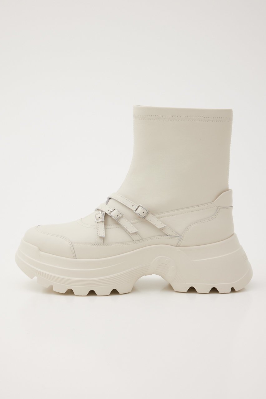 【スタッカート/STACCATO】のスポーティーベルトコンビブーツ 人気、トレンドファッション・服の通販 founy(ファニー) 　ファッション　Fashion　レディースファッション　Fashion for Women　ベルト&ウエストマーク　Belts & Waist Accessories　ショート　Short, Short Length　トリプル　Triple, Three Layers　ライニング　Inner Lining, Inner Fabric, Lined　防寒　Cold Protection, Winter-Ready　other-2|ID: prp329100004812850 ipo3291000000034940294