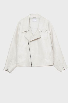 【スタニングルアー/STUNNING LURE】のrフェイクレザーライダースブルゾン 人気、トレンドファッション・服の通販 founy(ファニー) ファッション Fashion レディースファッション Fashion for Women アウター Coat / Outerwear Collection レディースジャケット・軽アウター Jackets ブルゾンジャケット・スポーティアウター Blouson Jackets ライダースジャケット / レザースタイル Riders Jackets & Biker Style 2026年 2026 ジャケット Jacket, Outerwear パターン Pattern, Design Print フォルム Silhouette, Form ブルゾン Blouson, Bomber Jacket ライダース Riders ヴィンテージ Vintage Style 再入荷 Restock / Back in Stock 切替 Switching, Contrast Panel 夏 Summer 春 Spring S/S・春夏 SS, Spring/Summer, Warm Season |ID:prp329100004813702