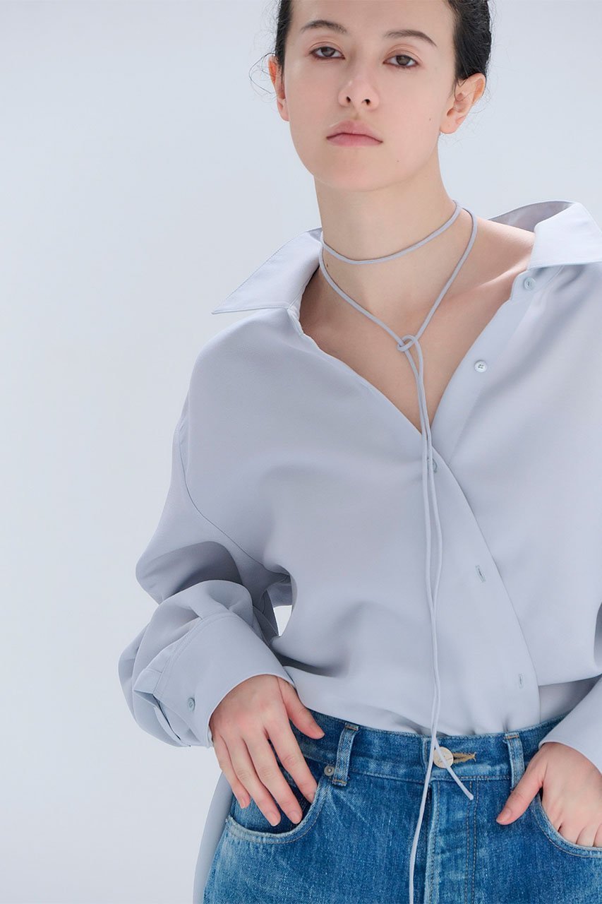 【スタニングルアー/STUNNING LURE】のrバックスリットシャツ 人気、トレンドファッション・服の通販 founy(ファニー) 　ファッション　Fashion　レディースファッション　Fashion for Women　トップス・カットソー　Cut & Sew Tops　シャツ・ブラウス・オフィスカジュアル　Elegant Blouses & Button-Ups　バッグ　Bags　2026年　2026　スリット　Slit, Slit Detail　スリーブ　Sleeve, Long Sleeve / Short Sleeve　モダン　Modern, Contemporary　ロング　Long, Long-Length　エレガント 上品　Elegant　夏　Summer　春　Spring　S/S・春夏　SS, Spring/Summer, Warm Season　other-6|ID: prp329100004813705 ipo3291000000035136586