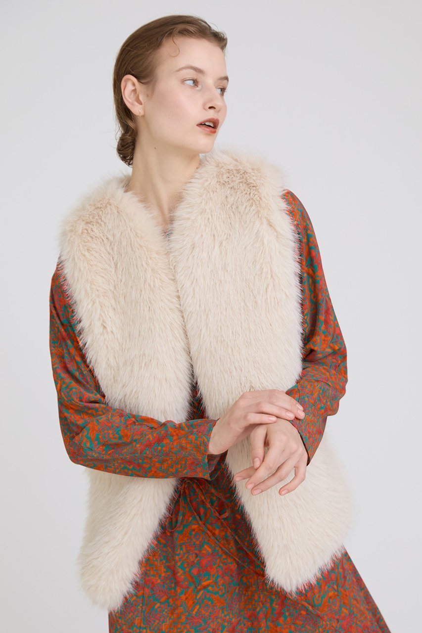 【ハウス オブ ロータス/HOUSE OF LOTUS】のフェイクファードッキングジレ 人気、トレンドファッション・服の通販 founy(ファニー) 　ファッション　Fashion　レディースファッション　Fashion for Women　アウター　Coat / Outerwear Collection　レディースジャケット・軽アウター　Jackets　おすすめ　Recommended / Our Picks　ジャケット　Jacket, Outerwear　フェイクファー　Faux Fur, Imitation Fur　プリント　Print, Printed Pattern　ベスト　Vest, Waistcoat　other-7|ID: prp329100004813740 ipo3291000000035690665