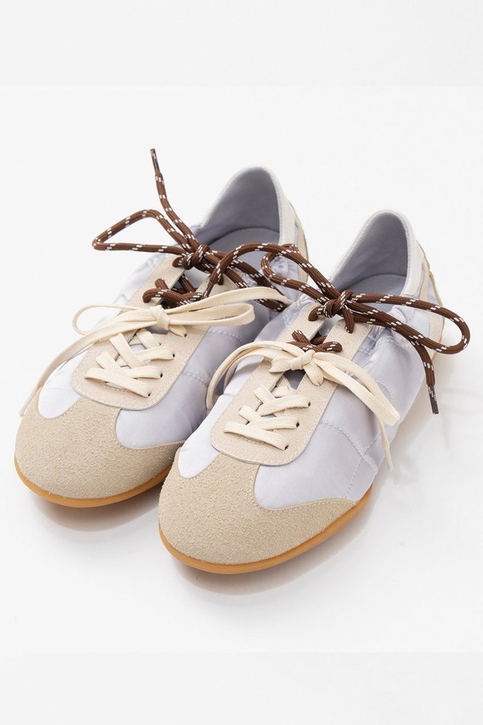【メゾンスペシャル/MAISON SPECIAL】のSoft Barre Sneakers/ソフトバレースニーカー インテリア・キッズ・メンズ・レディースファッション・服の通販 founy(ファニー) https://founy.com/ ファッション Fashion レディースファッション Fashion for Women アニマル Animal Print 春 Spring キャンバス Canvas, Canvas Fabric ギャザー Gathered, Ruffled 今季 This Season, Current Season サテン Satin, Glossy Fabric シューズ Shoes, Footwear シンプル Simple, Minimal スニーカー Sneakers, Trainers ダブル Double, Double-Breasted トレンド Trend, Trending Now バレエ Ballet, Ballet Style プリント Print, Printed Pattern リボン Ribbon, Bow S/S・春夏 SS, Spring/Summer, Warm Season 夏 Summer 2026年 2026 |ID: prp329100004814641 ipo3291000000034968694