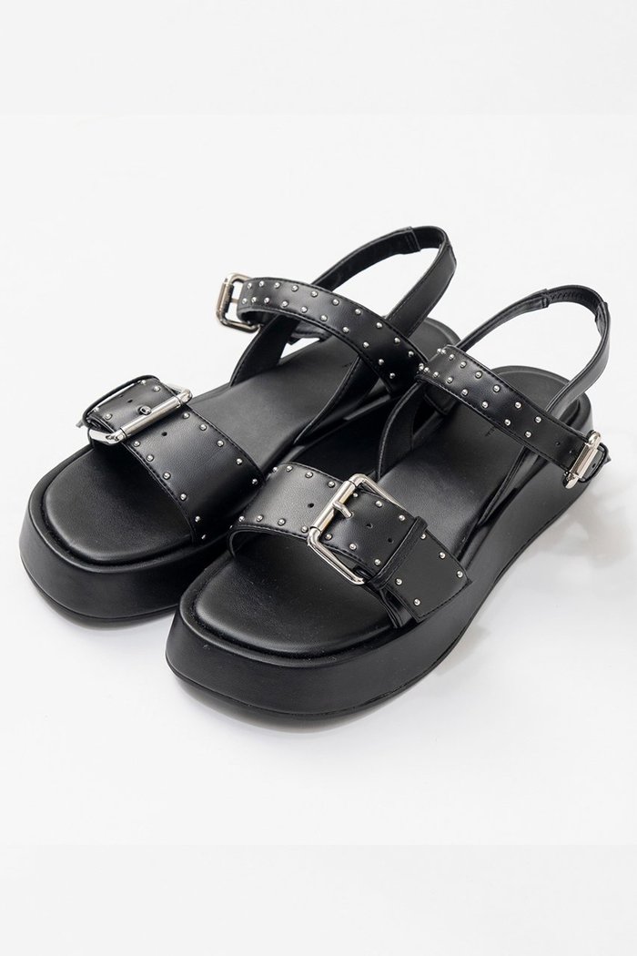 【メゾンスペシャル/MAISON SPECIAL】のStudded Wide Belt Sandals/スタッズワイドベルトサンダル インテリア・キッズ・メンズ・レディースファッション・服の通販 founy(ファニー) https://founy.com/ ファッション Fashion レディースファッション Fashion for Women ベルト&ウエストマーク Belts & Waist Accessories 春 Spring サンダル Sandals, Summer Shoes スタッズ Studs, Metal Accents フラット Flat, Flat Shoes マキシ Maxi, Full Length ワイド Wide, Wide Fit S/S・春夏 SS, Spring/Summer, Warm Season 夏 Summer 2026年 2026 |ID: prp329100004814678 ipo3291000000034969140
