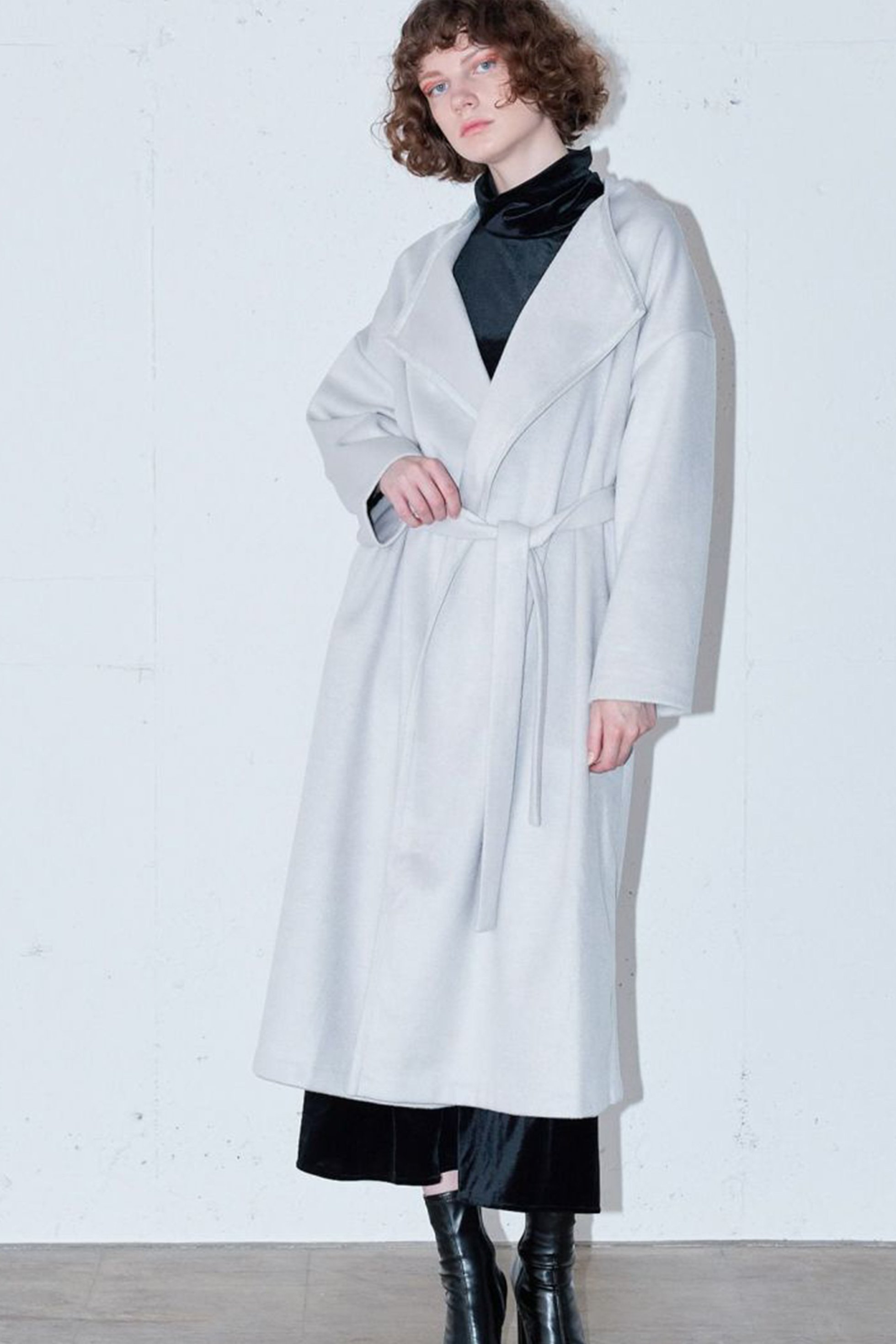 【ミディウミソリッド/MIDIUMISOLID】のベルト付きlong drape コート 人気、トレンドファッション・服の通販 founy(ファニー) 　ファッション　Fashion　レディースファッション　Fashion for Women　アウター　Coat / Outerwear Collection　コート・ロングコート・ピーコート　Long Coats, Peacoats & More　ベルト&ウエストマーク　Belts & Waist Accessories　ロング　Long, Long-Length　秋　Autumn　other-8|ID: prp329100004814715 ipo3291000000035709001