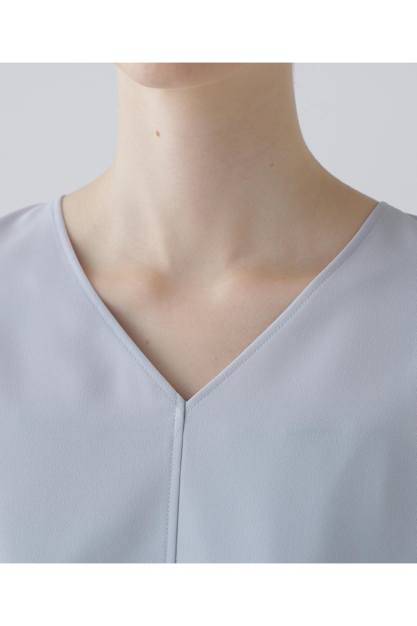 【アドーア/ADORE】のバックサテンジョーゼットVネック 人気、トレンドファッション・服の通販 founy(ファニー) 　ファッション　Fashion　レディースファッション　Fashion for Women　トップス・カットソー　Cut & Sew Tops　シャツ・ブラウス・オフィスカジュアル　Elegant Blouses & Button-Ups　Vネックトップス　V-Neck Tops / V-Cut Neckline Shirts　バッグ　Bags　サテン　Satin, Glossy Fabric　ジョーゼット　Georgette, Semi-Sheer Fabric　ストレッチ　Stretch, Stretchy Fabric　スリーブ　Sleeve, Long Sleeve / Short Sleeve　ロング　Long, Long-Length　新作・新入荷　New Arrivals / New In　other-6|ID: prp329100004815824 ipo3291000000034979270