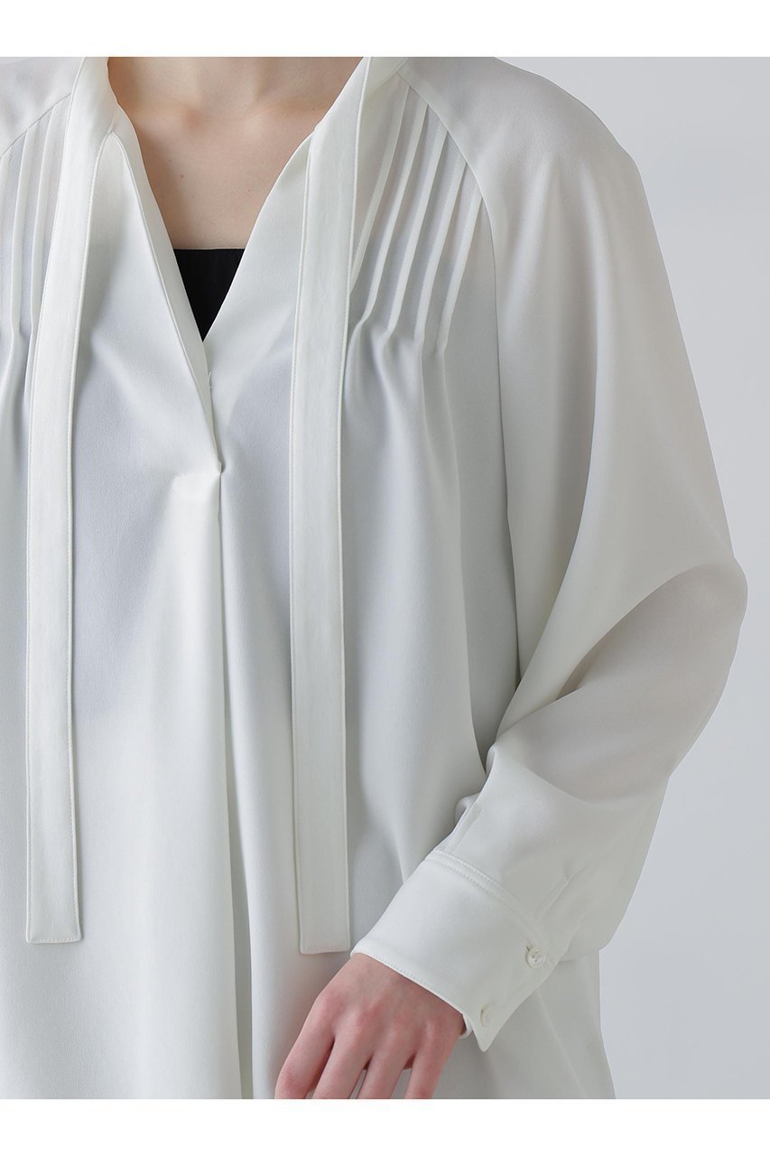 【アドーア/ADORE】のバックサテンジョーゼットブラウス 人気、トレンドファッション・服の通販 founy(ファニー) 　ファッション　Fashion　レディースファッション　Fashion for Women　トップス・カットソー　Cut & Sew Tops　シャツ・ブラウス・オフィスカジュアル　Elegant Blouses & Button-Ups　バッグ　Bags　サテン　Satin, Glossy Fabric　ジョーゼット　Georgette, Semi-Sheer Fabric　ストレッチ　Stretch, Stretchy Fabric　スリーブ　Sleeve, Long Sleeve / Short Sleeve　フレア　Flare, Flared　ロング　Long, Long-Length　エレガント 上品　Elegant　新作・新入荷　New Arrivals / New In　other-7|ID: prp329100004815825 ipo3291000000034979280