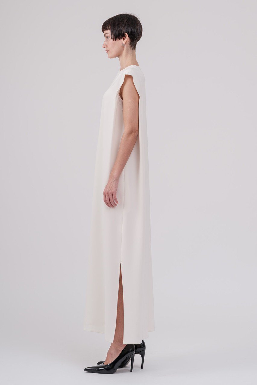 【ドメル/DOMELLE】のテンセル ポリエステル ロングドレス 人気、トレンドファッション・服の通販 founy(ファニー) 　ファッション　Fashion　レディースファッション　Fashion for Women　ワンピース　Dresses　フォーマル・パーティードレス・結婚式用ドレス　Elegant & Casual Dresses　チュニック　Tunic Tops & Dresses　2026年　2026　ジュエリー　Jewelry, Accessories　チュニック　Tunic, Long Top　ドレス　Dress, One-Piece　ドレープ　Drape, Draping Fabric　フォルム　Silhouette, Form　フォーマル　Formal, Dressy　ロング　Long, Long-Length　夏　Summer　定番　Standard, Basic Item　春　Spring　S/S・春夏　SS, Spring/Summer, Warm Season　other-8|ID: prp329100004815874 ipo3291000000034979652