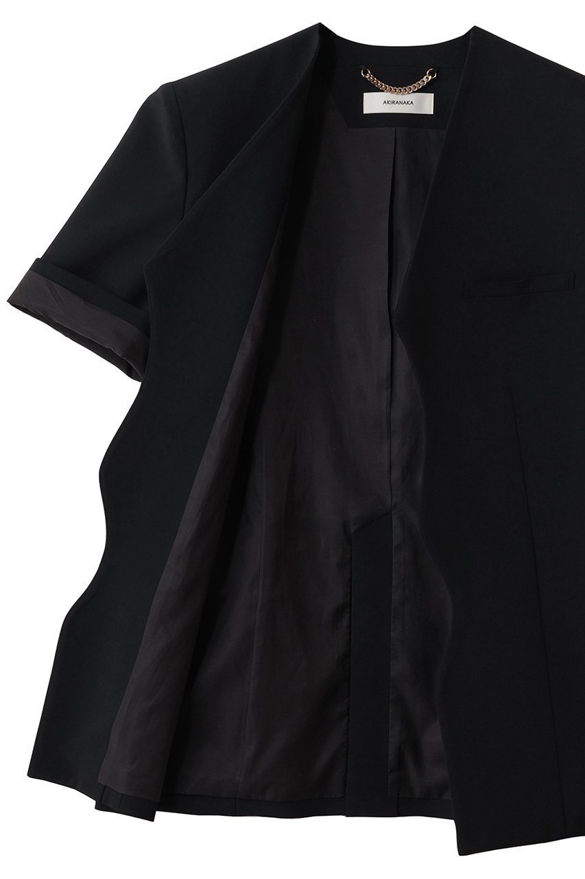 【アキラナカ/AKIRANAKA】のTeodora ハーフスリーブ ジャケット 人気、トレンドファッション・服の通販 founy(ファニー) 　ファッション　Fashion　レディースファッション　Fashion for Women　アウター　Coat / Outerwear Collection　レディースジャケット・軽アウター　Jackets　2026年　2026　カッティング　Cutting Detail　ジャケット　Jacket, Outerwear　スリーブ　Sleeve, Long Sleeve / Short Sleeve　ハーフ　Half, Half-Length　フロント　Front, Front Design　リラックス　Relax, Relaxed Fit　エレガント 上品　Elegant　夏　Summer　春　Spring　S/S・春夏　SS, Spring/Summer, Warm Season　other-6|ID: prp329100004815880 ipo3291000000035486286