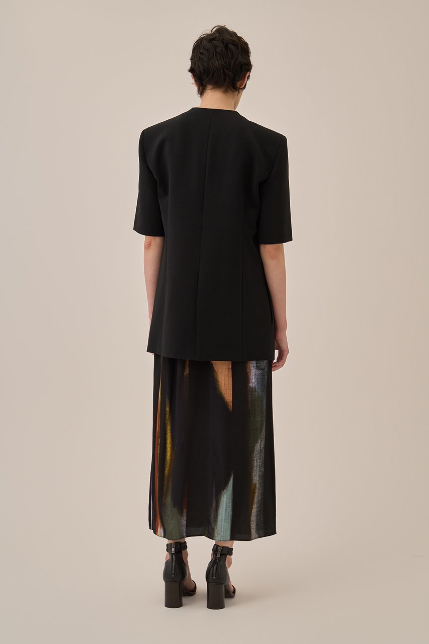 【アキラナカ/AKIRANAKA】のTeodora ハーフスリーブ ジャケット 人気、トレンドファッション・服の通販 founy(ファニー) 　ファッション　Fashion　レディースファッション　Fashion for Women　アウター　Coat / Outerwear Collection　レディースジャケット・軽アウター　Jackets　2026年　2026　カッティング　Cutting Detail　ジャケット　Jacket, Outerwear　スリーブ　Sleeve, Long Sleeve / Short Sleeve　ハーフ　Half, Half-Length　フロント　Front, Front Design　リラックス　Relax, Relaxed Fit　エレガント 上品　Elegant　夏　Summer　春　Spring　S/S・春夏　SS, Spring/Summer, Warm Season　other-8|ID: prp329100004815880 ipo3291000000035486288