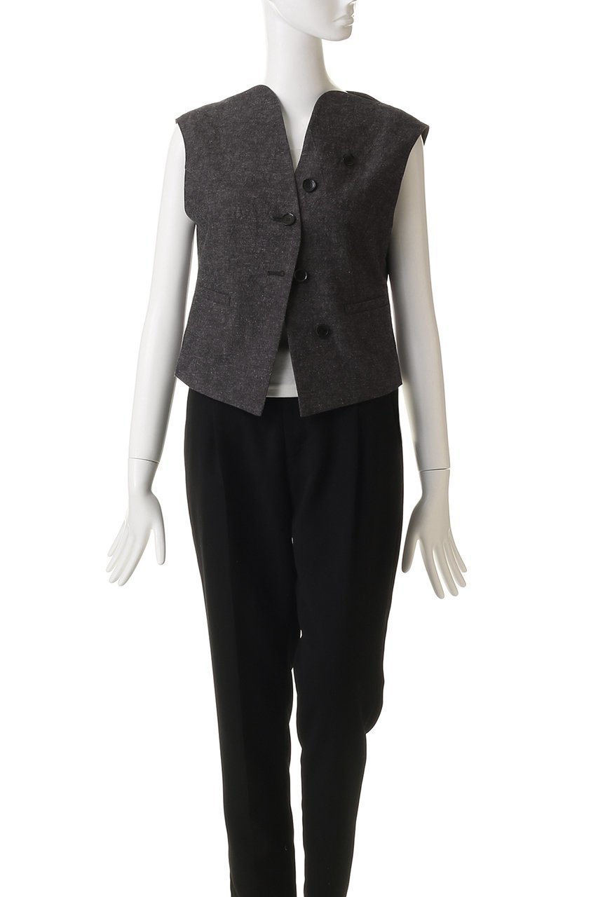 【アキラナカ/AKIRANAKA】のSesilia ベスト 人気、トレンドファッション・服の通販 founy(ファニー) 　ファッション　Fashion　レディースファッション　Fashion for Women　アウター　Coat / Outerwear Collection　レディースジャケット・軽アウター　Jackets　2026年　2026　カッティング　Cutting Detail　クロップド　Cropped, Short Length　コンパクト　Compact, Small Size　シェイプ　Shape, Slim Fit　ジャケット　Jacket, Outerwear　フォルム　Silhouette, Form　ベスト　Vest, Waistcoat　ボトム　Bottoms, Lower Wear　マキシ　Maxi, Full Length　モダン　Modern, Contemporary　リネン　Linen, Linen Fabric　エレガント 上品　Elegant　夏　Summer　春　Spring　S/S・春夏　SS, Spring/Summer, Warm Season　other-2|ID: prp329100004815884 ipo3291000000035669911