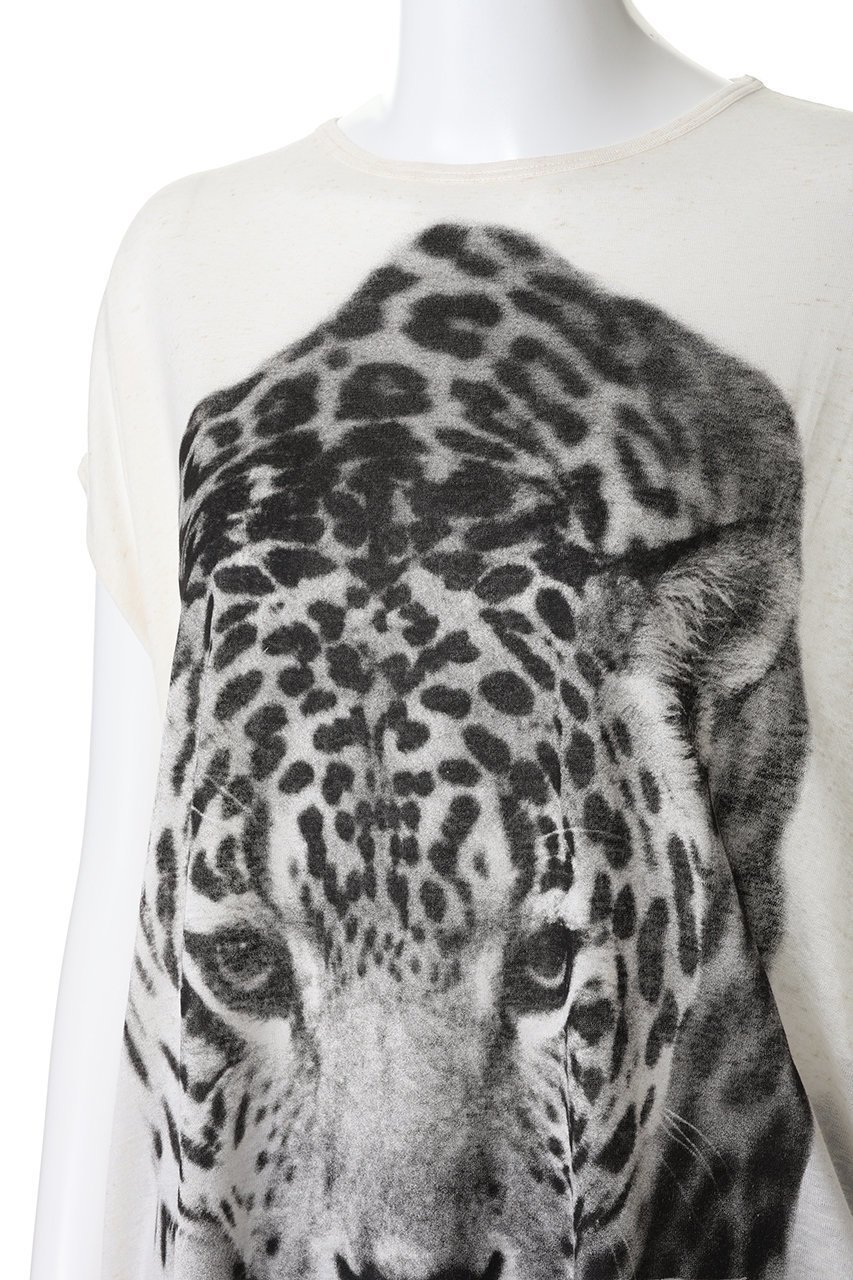 【ステラ マッカートニー/STELLA McCARTNEY】のクラウドレオパードTシャツ 人気、トレンドファッション・服の通販 founy(ファニー) 　ファッション　Fashion　レディースファッション　Fashion for Women　トップス・カットソー　Cut & Sew Tops　シャツ・ブラウス・オフィスカジュアル　Elegant Blouses & Button-Ups　ロングTシャツ・Tシャツ　Longline T-Shirts & Tees　カットソー・ベーシックTシャツ　Cut-and-Sewn Tops / Stretch Tees & Basics　2026年　2026　なめらか　Smooth, Silky Texture　インナー　Innerwear　ショート　Short, Short Length　ジャケット　Jacket, Outerwear　スリーブ　Sleeve, Long Sleeve / Short Sleeve　モノトーン　Monotone, Black and White　リアル　Real, Realistic　リラックス　Relax, Relaxed Fit　夏　Summer　春　Spring　S/S・春夏　SS, Spring/Summer, Warm Season　other-5|ID: prp329100004815890 ipo3291000000035773356