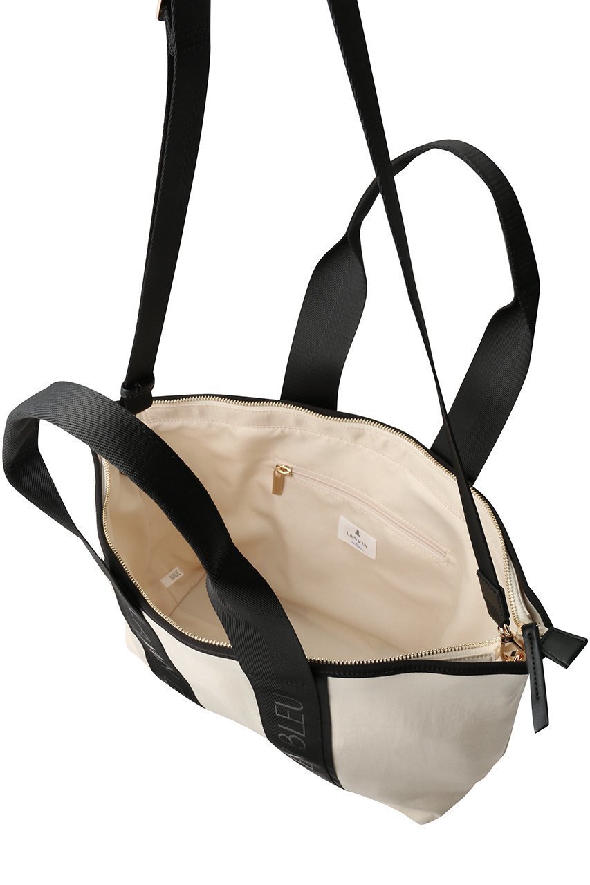 【ランバン オン ブルー/LANVIN en Bleu】のロゴテープワイドトートバッグ 人気、トレンドファッション・服の通販 founy(ファニー) 　ファッション　Fashion　レディースファッション　Fashion for Women　バッグ　Bags　2026年　2026　おすすめ　Recommended / Our Picks　ショルダー　Shoulder, Shoulder Strap　シンプル　Simple, Minimal　ジップ　Zip, Zipper　ワイド　Wide, Wide Fit　エレガント 上品　Elegant　夏　Summer　春　Spring　S/S・春夏　SS, Spring/Summer, Warm Season　ビジネス 仕事 通勤　Business / Work / Commuting　other-5|ID: prp329100004815902 ipo3291000000035773409