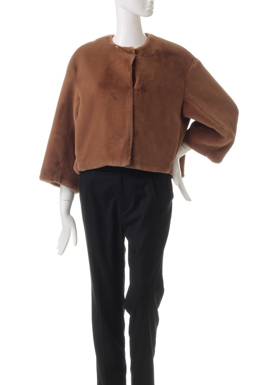 【ジェイドット/j.】のフェイクファーノーカラージャケット 人気、トレンドファッション・服の通販 founy(ファニー) 　ファッション　Fashion　レディースファッション　Fashion for Women　アウター　Coat / Outerwear Collection　レディースジャケット・軽アウター　Jackets　ノーカラージャケット / シンプル上品コーデ　Collarless Jackets　なめらか　Smooth, Silky Texture　ショート　Short, Short Length　ジャケット　Jacket, Outerwear　スリーブ　Sleeve, Long Sleeve / Short Sleeve　パーティ　Party, Party Style　フェイクファー　Faux Fur, Imitation Fur　フォルム　Silhouette, Form　フレア　Flare, Flared　ボトム　Bottoms, Lower Wear　リュクス　Luxury, Elegant, High-End, Chic　エレガント 上品　Elegant　今季　This Season, Current Season　other-2|ID: prp329100004815938 ipo3291000000035906257
