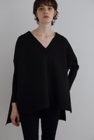 【ル フィル/LE PHIL】の《LE PHIL》ライトドライニット 人気、トレンドファッション・服の通販 founy(ファニー) ファッション Fashion レディースファッション Fashion for Women トップス・カットソー Cut & Sew Tops ニット Knit Tops & Sweaters カジュアルプルオーバー・ニットトップス Pullovers & Knit Tops / Casual Pullovers スタンダード Standard, Basic スリット Slit, Slit Detail 再入荷 Restock / Back in Stock |ID:prp329100004815999