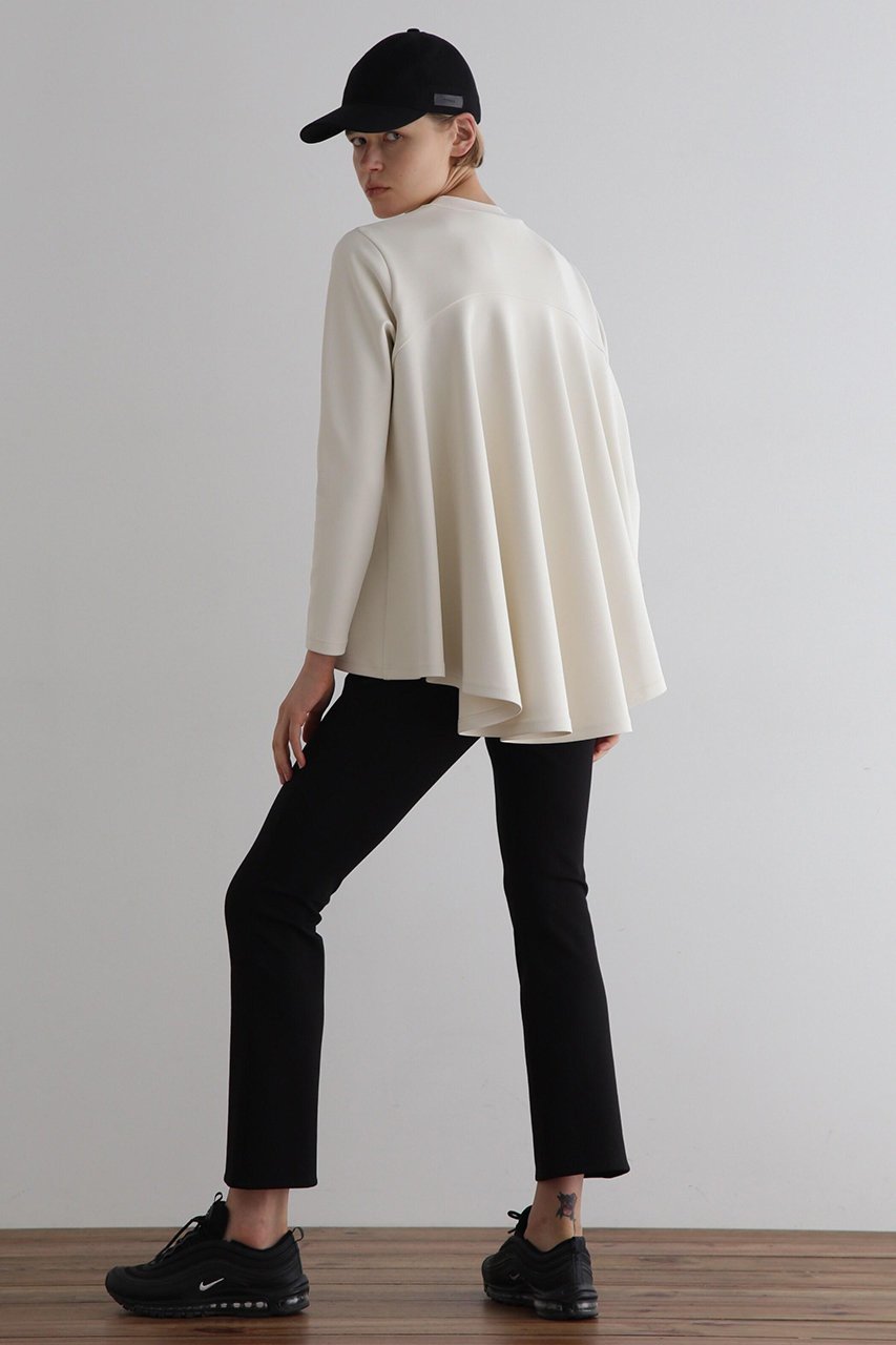 【ル フィル/LE PHIL】の《LE PHIL SPORTS》ダンボールニットプルオーバー 人気、トレンドファッション・服の通販 founy(ファニー) 　ファッション　Fashion　レディースファッション　Fashion for Women　トップス・カットソー　Cut & Sew Tops　ニット　Knit Tops & Sweaters　シャツ・ブラウス・オフィスカジュアル　Elegant Blouses & Button-Ups　ロングTシャツ・Tシャツ　Longline T-Shirts & Tees　カジュアルプルオーバー・ニットトップス　Pullovers & Knit Tops / Casual Pullovers　カットソー・ベーシックTシャツ　Cut-and-Sewn Tops / Stretch Tees & Basics　スポーティ　Sporty, Casual Athletic　スリーブ　Sleeve, Long Sleeve / Short Sleeve　ビッグ　Big, Oversized　フレア　Flare, Flared　ロング　Long, Long-Length　再入荷　Restock / Back in Stock　other-3|ID: prp329100004816000 ipo3291000000034981279