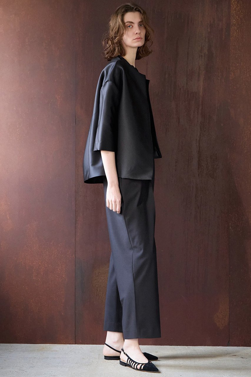 【マルティニーク/martinique】の【COGTHEBIGSMOKE】NATALY BALLOON ジャケット 人気、トレンドファッション・服の通販 founy(ファニー) 　ファッション　Fashion　レディースファッション　Fashion for Women　アウター　Coat / Outerwear Collection　レディースジャケット・軽アウター　Jackets　エレガント 上品　Elegant　オケージョン　Occasion Wear　春　Spring　コレクション　Collection, Seasonal Line　サテン　Satin, Glossy Fabric　ジャケット　Jacket, Outerwear　ストレッチ　Stretch, Stretchy Fabric　センター　Center, Center Line　デニム　Denim, Jeans Material　トレンド　Trend, Trending Now　フォルム　Silhouette, Form　フロント　Front, Front Design　リアル　Real, Realistic　ロンドン　London Style, British Inspired　S/S・春夏　SS, Spring/Summer, Warm Season　日本製　Made In Japan　夏　Summer　2026年　2026　other-7|ID: prp329100004816986 ipo3291000000034989793