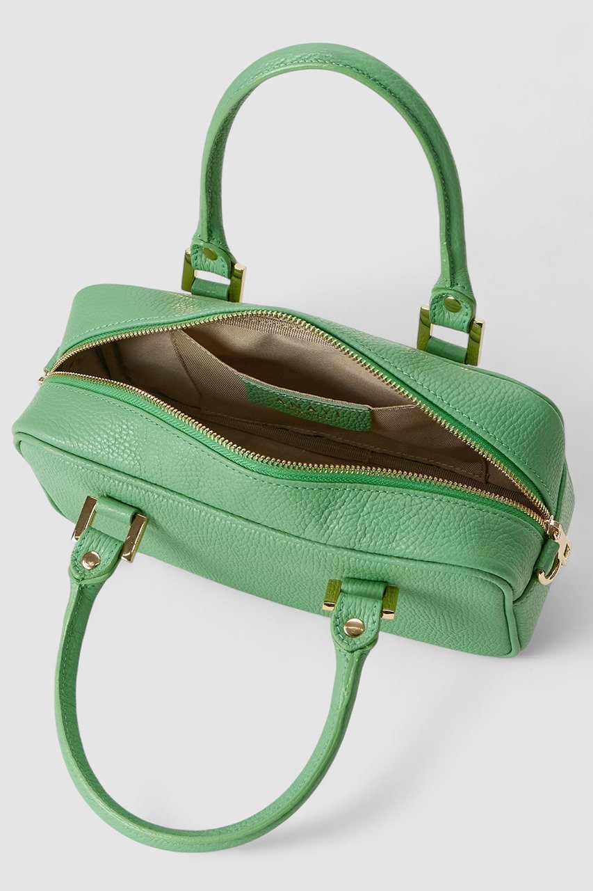 【アナイ/ANAYI】のワイドミニハンドバッグ 人気、トレンドファッション・服の通販 founy(ファニー) 　ファッション　Fashion　レディースファッション　Fashion for Women　バッグ　Bags　2026年　2026　クラシカル　Classical, Vintage-Inspired　スクエア　Square, Square Shape　スリット　Slit, Slit Detail　チャーム　Charm, Pendant　ポケット　Pocket, Pocket Detail　モダン　Modern, Contemporary　エレガント 上品　Elegant　夏　Summer　春　Spring　S/S・春夏　SS, Spring/Summer, Warm Season　other-6|ID: prp329100004817002 ipo3291000000035642949