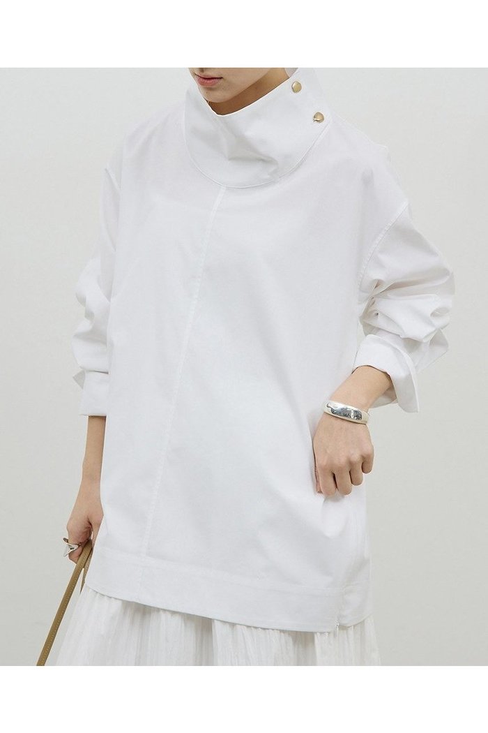 【ガリャルダガランテ/GALLARDAGALANTE】のハイネックコットンシャツ インテリア・キッズ・メンズ・レディースファッション・服の通販 founy(ファニー) https://founy.com/ ファッション Fashion レディースファッション Fashion for Women トップス・カットソー Cut & Sew Tops シャツ・ブラウス・オフィスカジュアル Elegant Blouses & Button-Ups 2026年 2026 おすすめ Recommended / Our Picks サイドジップ Side Zip, Side Zipper スリーブ Sleeve, Long Sleeve / Short Sleeve ダウン Down, Puffer デニム Denim, Jeans Material ハイネック High Neck, Mock Neck ロング Long, Long-Length ワイド Wide, Wide Fit 夏 Summer 春 Spring S/S・春夏 SS, Spring/Summer, Warm Season |ID: prp329100004817017 ipo3291000000034990033