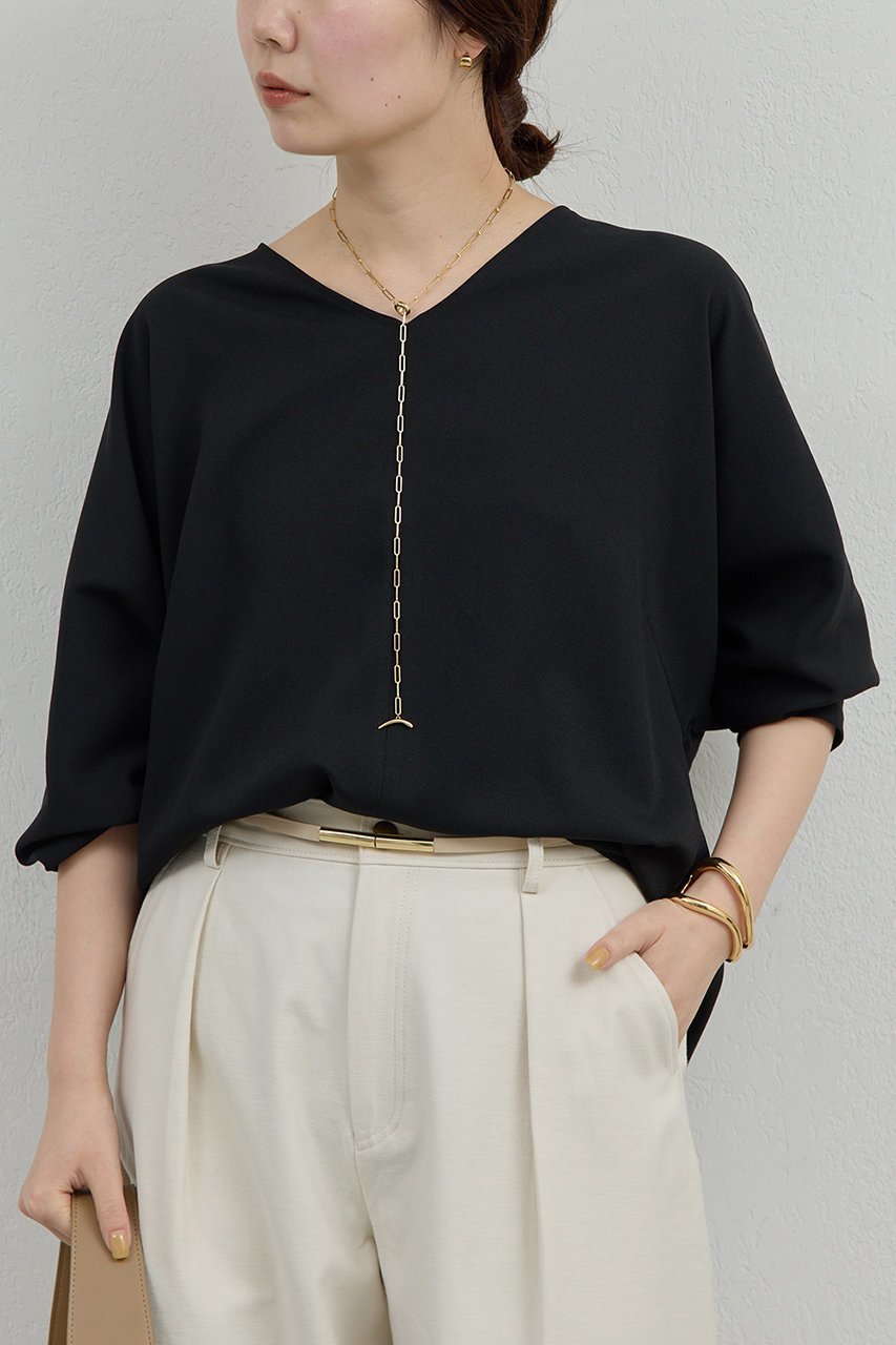 【ガリャルダガランテ/GALLARDAGALANTE】のVネックプルオーバー インテリア・キッズ・メンズ・レディースファッション・服の通販 founy(ファニー) ファッション Fashion レディースファッション Fashion for Women トップス・カットソー Cut & Sew Tops シャツ・ブラウス・オフィスカジュアル Elegant Blouses & Button-Ups ロングTシャツ・Tシャツ Longline T-Shirts & Tees カジュアルプルオーバー・ニットトップス Pullovers & Knit Tops / Casual Pullovers カットソー・ベーシックTシャツ Cut-and-Sewn Tops / Stretch Tees & Basics Vネックトップス V-Neck Tops / V-Cut Neckline Shirts 2026年 2026 スリット Slit, Slit Detail スリーブ Sleeve, Long Sleeve / Short Sleeve ロング Long, Long-Length 夏 Summer 春 Spring S/S・春夏 SS, Spring/Summer, Warm Season 楽ちん Easy Fit, Comfortable ブラック|ID: prp329100004817018 ipo3291000000034990045