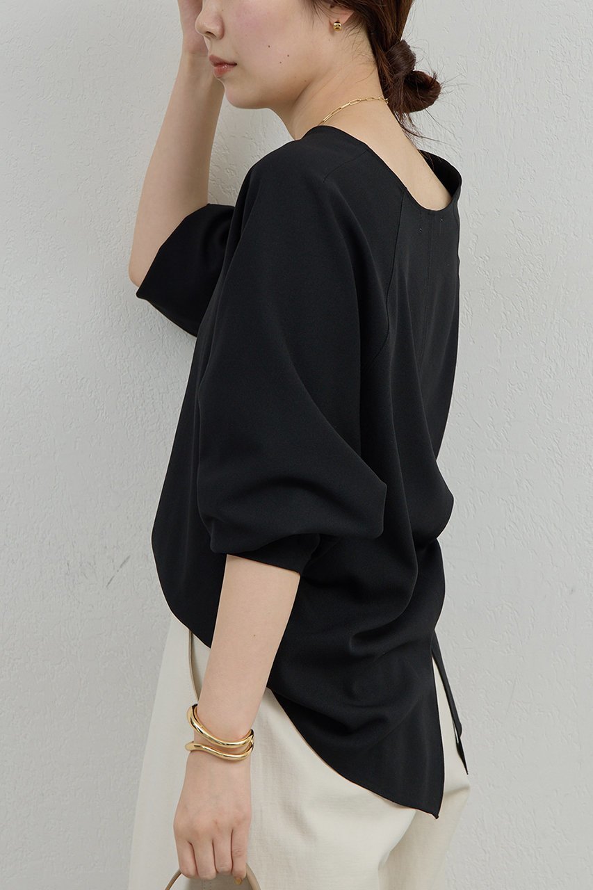 【ガリャルダガランテ/GALLARDAGALANTE】のVネックプルオーバー 人気、トレンドファッション・服の通販 founy(ファニー) ファッション Fashion レディースファッション Fashion for Women トップス・カットソー Cut & Sew Tops シャツ・ブラウス・オフィスカジュアル Elegant Blouses & Button-Ups ロングTシャツ・Tシャツ Longline T-Shirts & Tees カジュアルプルオーバー・ニットトップス Pullovers & Knit Tops / Casual Pullovers カットソー・ベーシックTシャツ Cut-and-Sewn Tops / Stretch Tees & Basics Vネックトップス V-Neck Tops / V-Cut Neckline Shirts 2026年 2026 スリット Slit, Slit Detail スリーブ Sleeve, Long Sleeve / Short Sleeve ロング Long, Long-Length 夏 Summer 春 Spring S/S・春夏 SS, Spring/Summer, Warm Season 楽ちん Easy Fit, Comfortable other-6|ID: prp329100004817018 ipo3291000000034990050