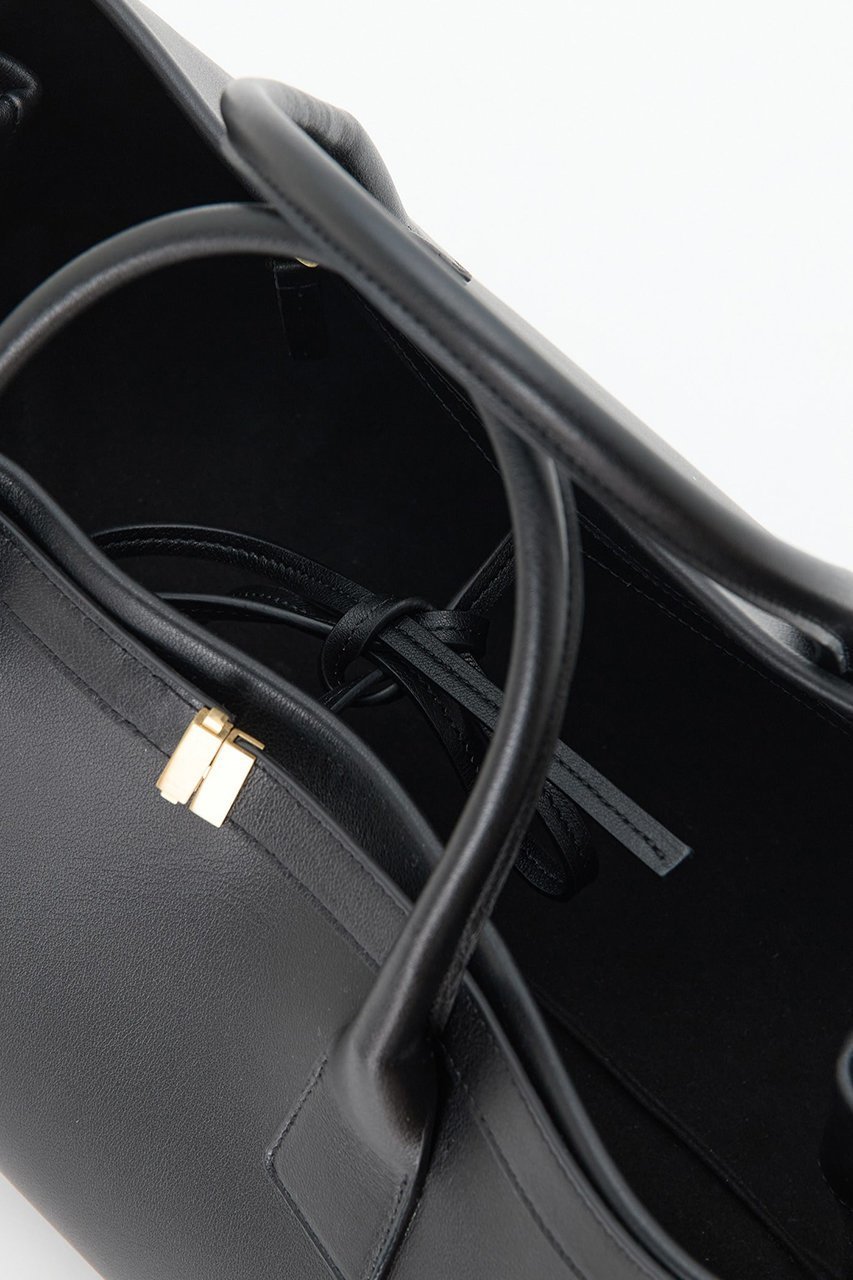 【マルティニーク/martinique】の【FRENZLAUER】Greta Bag 人気、トレンドファッション・服の通販 founy(ファニー) 　ファッション　Fashion　レディースファッション　Fashion for Women　バッグ　Bags　2026年　2026　イタリア　Italy　オケージョン　Occasion Wear　フォルム　Silhouette, Form　ポーチ　Pouch, Small Case　エレガント 上品　Elegant　夏　Summer　春　Spring　S/S・春夏　SS, Spring/Summer, Warm Season　other-8|ID: prp329100004817021 ipo3291000000035783597