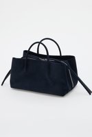 【マルティニーク/martinique】の《別注》【MARY AL TERNA】RIKYU バッグ 人気、トレンドファッション・服の通販 founy(ファニー) ファッション Fashion レディースファッション Fashion for Women バッグ Bags 春 Spring コレクション Collection, Seasonal Line スペシャル Special, Limited Edition 定番 Standard, Basic Item ポケット Pocket, Pocket Detail 別注 Limited Edition, Custom Order マグネット Magnet, Magnetic Closure メタル Metal, Metal Parts S/S・春夏 SS, Spring/Summer, Warm Season 夏 Summer 2026年 2026 |ID:prp329100004817024