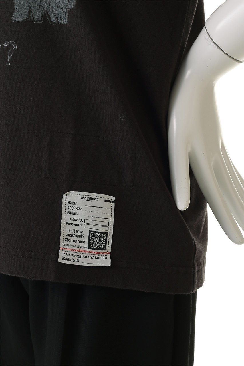 【メゾン ミハラヤスヒロ/Maison MIHARA YASUHIRO】の【Maison MIHARA YASUHIRO】KIDS DOODLE Tシャツ 人気、トレンドファッション・服の通販 founy(ファニー) 　ファッション　Fashion　レディースファッション　Fashion for Women　トップス・カットソー　Cut & Sew Tops　シャツ・ブラウス・オフィスカジュアル　Elegant Blouses & Button-Ups　ロングTシャツ・Tシャツ　Longline T-Shirts & Tees　カットソー・ベーシックTシャツ　Cut-and-Sewn Tops / Stretch Tees & Basics　2026年　2026　インナー　Innerwear　ショート　Short, Short Length　スリーブ　Sleeve, Long Sleeve / Short Sleeve　ダメージ　Distressed, Destroyed　夏　Summer　春　Spring　S/S・春夏　SS, Spring/Summer, Warm Season　other-7|ID: prp329100004817988 ipo3291000000035773849