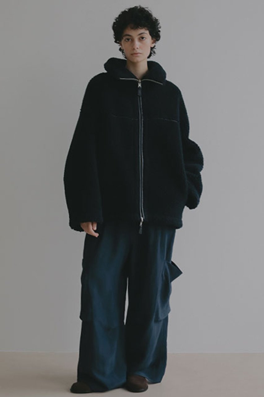 【エトレトウキョウ/ETRE TOKYO】のバックサテンリラクシーカーゴパンツ 大人の最旬トレンドファッション＆コーディネート founy(ファウニー) 　ファッション　Fashion　レディースファッション　Fashion for Women　パンツ　Pants & Trousers　バッグ　Bags　カーゴパンツ　Cargo Pants, Utility Pants　サテン　Satin, Glossy Fabric　スウェット / スエット　Sweatshirt, Sweatwear　バランス　Balance, Style Balance　ポケット　Pocket, Pocket Detail　エレガント 上品　Elegant　other-4|ID: prp329100004817989 ipo3291000000036767826