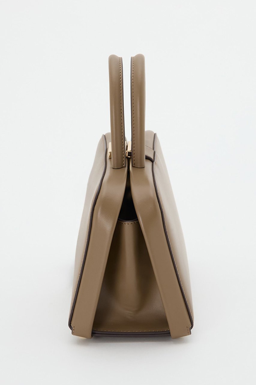 【マルティニーク/martinique】の【PUNTI】PLAIN PORTRAIT HAND バッグ 人気、トレンドファッション・服の通販 founy(ファニー) 　ファッション　Fashion　レディースファッション　Fashion for Women　バッグ　Bags　2026年　2026　イタリア　Italy　フォルム　Silhouette, Form　フォーマル　Formal, Dressy　フレーム　Frame, Outline　夏　Summer　定番　Standard, Basic Item　春　Spring　S/S・春夏　SS, Spring/Summer, Warm Season　other-3|ID: prp329100004818035 ipo3291000000035002697