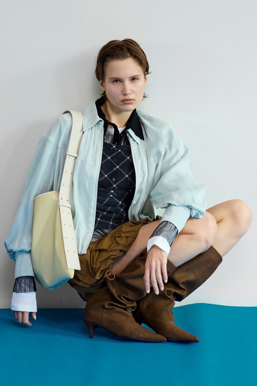 【メゾンスペシャル/MAISON SPECIAL】のBalloon Zip Shirt/バルーンジップシャツ 人気、トレンドファッション・服の通販 founy(ファニー) 　ファッション　Fashion　レディースファッション　Fashion for Women　トップス・カットソー　Cut & Sew Tops　シャツ・ブラウス・オフィスカジュアル　Elegant Blouses & Button-Ups　春　Spring　キュプラ　Cupro, Eco Fabric　コンパクト　Compact, Small Size　ジップ　Zip, Zipper　スリーブ　Sleeve, Long Sleeve / Short Sleeve　とろみ　Fluid, Flowy Fabric　バルーン　Balloon, Balloon Silhouette　ファブリック　Fabric, Textile　羽織　Haori, Light Jacket　ロング　Long, Long-Length　S/S・春夏　SS, Spring/Summer, Warm Season　夏　Summer　2026年　2026　other-8|ID: prp329100004818059 ipo3291000000035003052