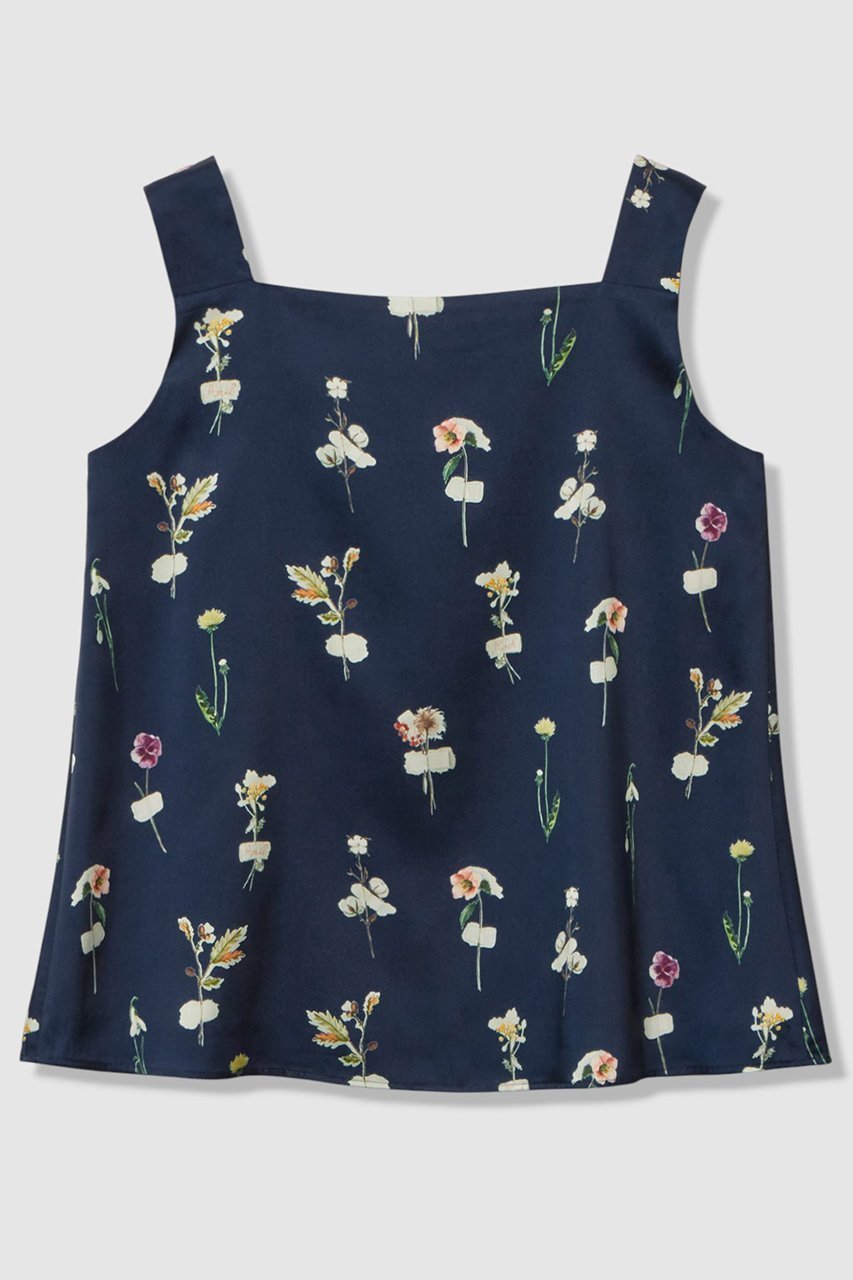 【アナイ/ANAYI】の【セットアップ対象商品】ボタニカルサテンプリントスクエア ブラウス インテリア・キッズ・メンズ・レディースファッション・服の通販 founy(ファニー) 　ファッション　Fashion　レディースファッション　Fashion for Women　トップス・カットソー　Cut & Sew Tops　キャミソール&ノースリーブ　Camisoles & Sleeveless Tops　シャツ・ブラウス・オフィスカジュアル　Elegant Blouses & Button-Ups　2026年　2026　おすすめ　Recommended / Our Picks　カッティング　Cutting Detail　キャミソール　Camisole, Spaghetti Strap Top　ジャケット　Jacket, Outerwear　スクエア　Square, Square Shape　セットアップ　Set-Up, Coordinated Outfit　デコルテ　Décolleté, Neckline　ノースリーブ　Sleeveless, No-Sleeve　ボタニカル　Botanical, Floral Pattern　モチーフ　Motif, Design Theme　夏　Summer　春　Spring　S/S・春夏　SS, Spring/Summer, Warm Season　ネイビー|ID: prp329100004818070 ipo3291000000035608851