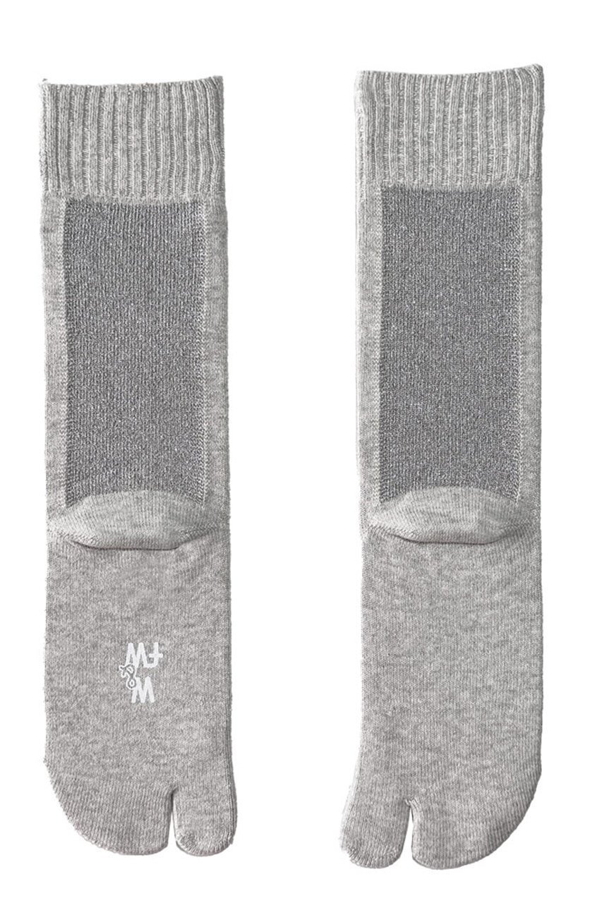 【ダブルアンドエフダブル/w&fw】のコットンバックラインラメTABIソックス インテリア・キッズ・メンズ・レディースファッション・服の通販 founy(ファニー) 　ファッション　Fashion　レディースファッション　Fashion for Women　バッグ　Bags　ソックス&靴下　Socks & Hosiery　レッグウェア・ストッキング　Legwear & Hosiery　おすすめ　Recommended / Our Picks　シルク　Silk, 100% Silk　ソックス　Socks, Hosiery　ホールガーメント　WholeGarment, Seamless Knit　新作・新入荷　New Arrivals / New In　ライトグレー×シルバーラメ|ID: prp329100004818094 ipo3291000000035003327