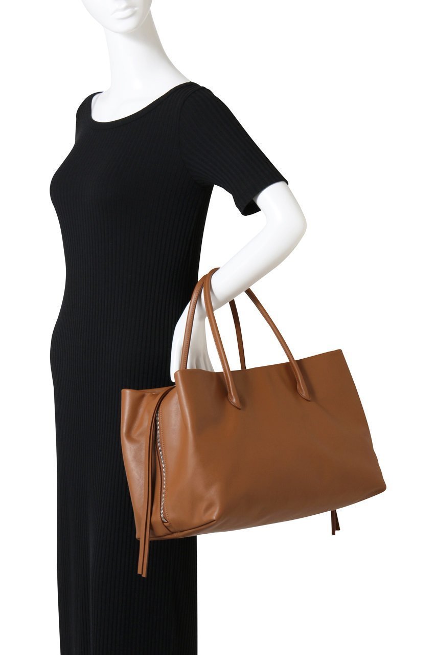 【メアリ オル ターナ/MARY AL TERNA】のRIKYU トートバッグ 人気、トレンドファッション・服の通販 founy(ファニー) ファッション Fashion レディースファッション Fashion for Women バッグ Bags フォルム Silhouette, Form モダン Modern, Contemporary モチーフ Motif, Design Theme 定番 Standard, Basic Item other-3|ID: prp329100004819104 ipo3291000000036208171