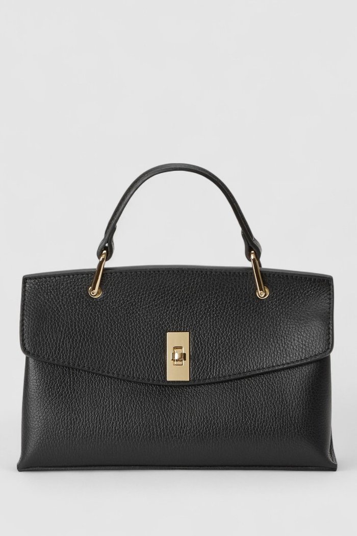 【アナイ/ANAYI】のシュリンク革トップハンドルバッグ インテリア・キッズ・メンズ・レディースファッション・服の通販 founy(ファニー) https://founy.com/ ファッション Fashion レディースファッション Fashion for Women バッグ Bags 2026年 2026 クラシカル Classical, Vintage-Inspired ショルダー Shoulder, Shoulder Strap ハンド Hand, Handmade フラップ Flap, Flap Pocket ポケット Pocket, Pocket Detail エレガント 上品 Elegant 夏 Summer 春 Spring S/S・春夏 SS, Spring/Summer, Warm Season |ID: prp329100004821412 ipo3291000000036229546