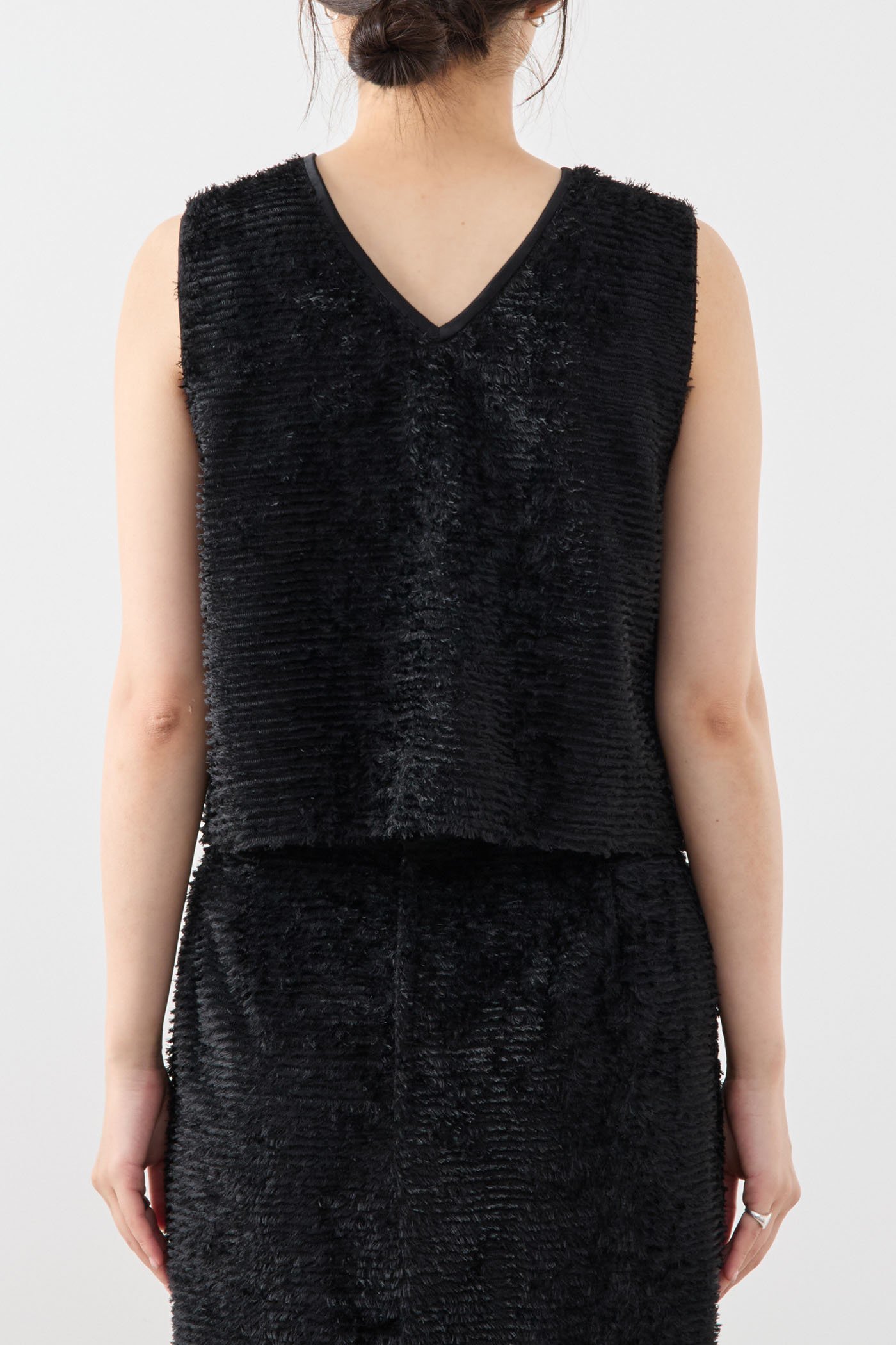 【マルティニーク/martinique】のジャガード2wayプルオーバー(セットアップ可) 人気、トレンドファッション・服の通販 founy(ファニー) 　ファッション　Fashion　レディースファッション　Fashion for Women　トップス・カットソー　Cut & Sew Tops　キャミソール&ノースリーブ　Camisoles & Sleeveless Tops　シャツ・ブラウス・オフィスカジュアル　Elegant Blouses & Button-Ups　カジュアルプルオーバー・ニットトップス　Pullovers & Knit Tops / Casual Pullovers　おすすめ　Recommended / Our Picks　シアー　Sheer, See-Through　ジャカード／ジャガード　Jacquard, Woven Pattern　セットアップ　Set-Up, Coordinated Outfit　ノースリーブ　Sleeveless, No-Sleeve　秋　Autumn　other-7|ID: prp329100004821426 ipo3291000000035041843