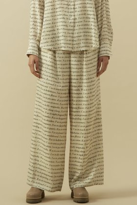 【プレインピープル/PLAIN PEOPLE】 レタードワイドストレートパンツ人気、トレンドファッション・服の通販 founy(ファニー) ファッション Fashion レディースファッション Fashion for Women パンツ Pants & Trousers キュプラ Cupro, Eco Fabric ストレート Straight, Straight Cut ツイル Twist, Twisted Detail フロント Front, Front Design プリント Print, Printed Pattern リラックス Relax, Relaxed Fit ワイド Wide, Wide Fit |ID:prp329100004821433