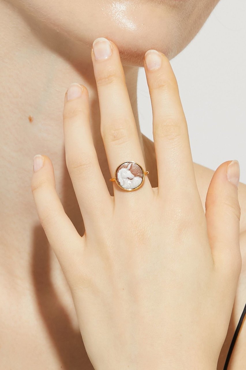 【アルティーダ ウード/ARTIDA OUD】のancient cameo カーヴィング ユニコーン リング 人気、トレンドファッション・服の通販 founy(ファニー) 　ファッション　Fashion　レディースファッション　Fashion for Women　2026年　2026　イタリア　Italy　ハンド　Hand, Handmade　モチーフ　Motif, Design Theme　夏　Summer　春　Spring　S/S・春夏　SS, Spring/Summer, Warm Season　other-8|ID: prp329100004822239 ipo3291000000035051271