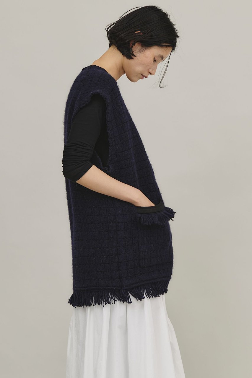 【カレンソロジー/Curensology】のツイーディフリンジニットベスト 人気、トレンドファッション・服の通販 founy(ファニー) 　ファッション　Fashion　レディースファッション　Fashion for Women　アウター　Coat / Outerwear Collection　レディースジャケット・軽アウター　Jackets　おすすめ　Recommended / Our Picks　ジャケット　Jacket, Outerwear　フリンジ　Fringe, Tassel　フレア　Flare, Flared　ベスト　Vest, Waistcoat　ポケット　Pocket, Pocket Detail　ルーズ　Loose, Oversized　再入荷　Restock / Back in Stock　A/W・秋冬　Autumn/Winter　other-3|ID: prp329100004822266 ipo3291000000035052092