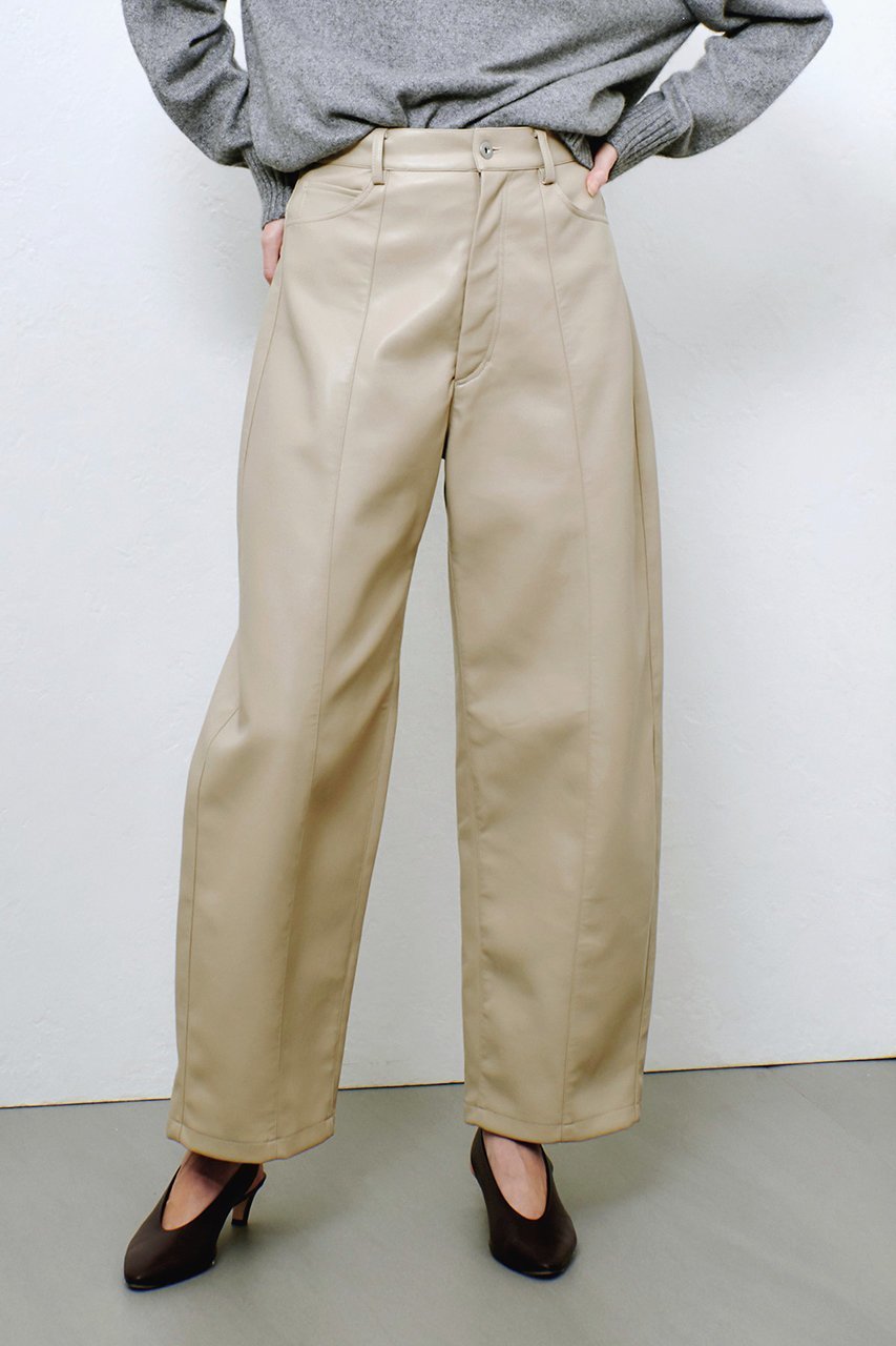 【アルアバイル/allureville】のフェイクレザーフロントシームパンツ 人気、トレンドファッション・服の通販 founy(ファニー) 　ファッション　Fashion　レディースファッション　Fashion for Women　パンツ　Pants & Trousers　おすすめ　Recommended / Our Picks　オーバル　Oval Design　カッティング　Cutting Detail　カットソー　Cut and Sewn Top　シンプル　Simple, Minimal　フェイクレザー　Faux Leather, PU Leather　再入荷　Restock / Back in Stock　A/W・秋冬　Autumn/Winter　other-6|ID: prp329100004822316 ipo3291000000035054517