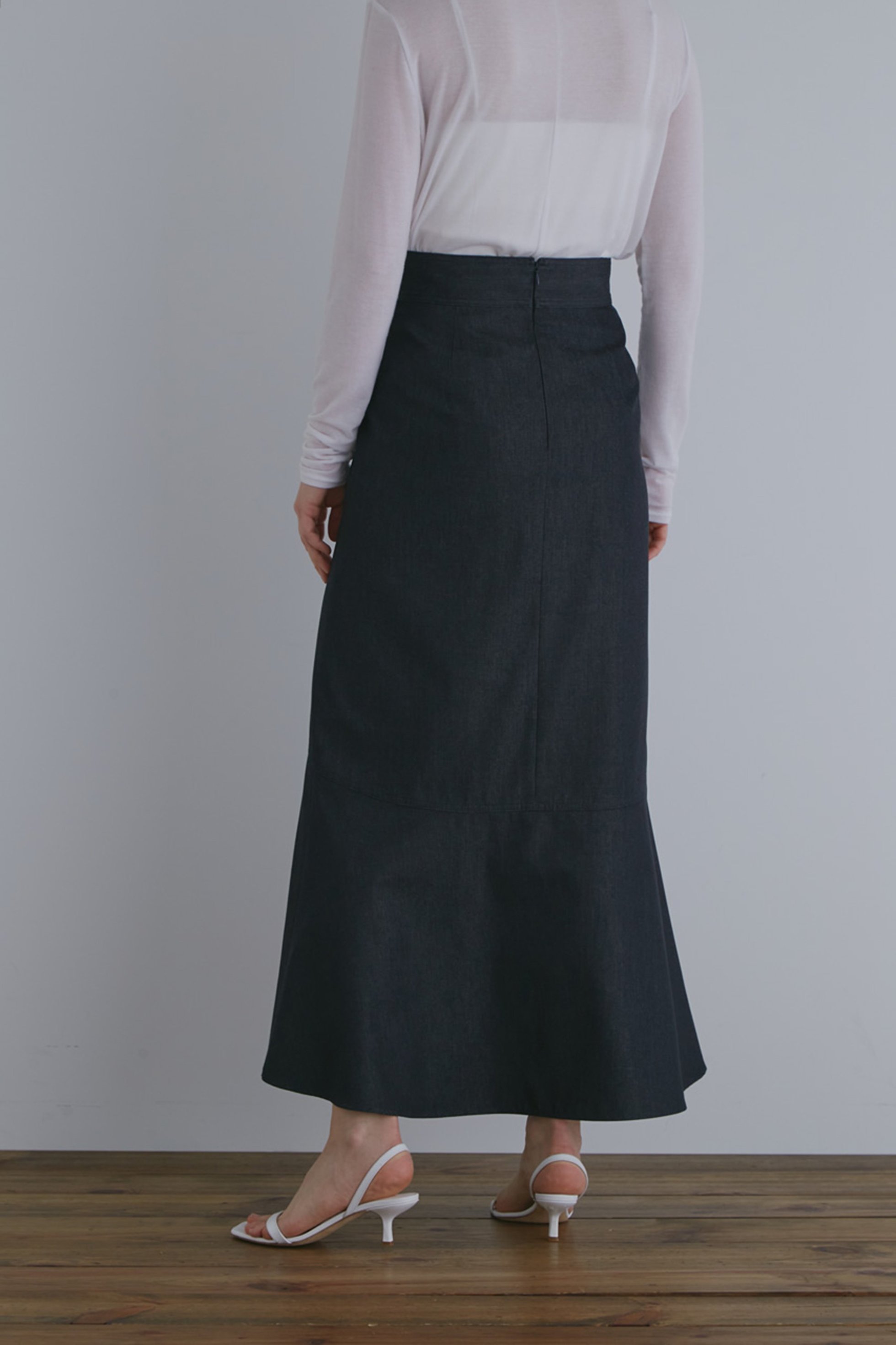 【ル フィル/LE PHIL】のクチュールデニムマーメイドスカート 人気、トレンドファッション・服の通販 founy(ファニー) 　ファッション　Fashion　レディースファッション　Fashion for Women　スカート　Skirts　ロングスカート　Long Skirts / Maxi & Midi Skirts　エレガント 上品　Elegant　デニム　Denim, Jeans Material　マーメイド　Mermaid, Fishtail Silhouette　ロング　Long, Long-Length　other-8|ID: prp329100004822373 ipo3291000000035057475