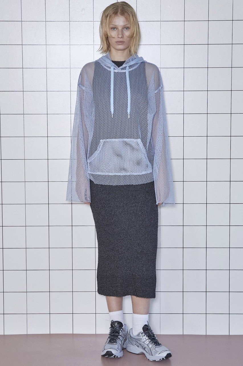 【メゾンスペシャル/MAISON SPECIAL】のCurl Yarn American Sleeve Maxi Knit One-piece Dress/カールヤーンアメスリマキシニットワンピース 人気、トレンドファッション・服の通販 founy(ファニー) 　ファッション　Fashion　レディースファッション　Fashion for Women　ワンピース　Dresses　フォーマル・パーティードレス・結婚式用ドレス　Elegant & Casual Dresses　ニットワンピース　Knit Dresses　チュニック　Tunic Tops & Dresses　春　Spring　カッティング　Cutting Detail　ジャケット　Jacket, Outerwear　スリット　Slit, Slit Detail　スリム　Slim, Slim Fit　センター　Center, Center Line　チュニック　Tunic, Long Top　ノースリーブ　Sleeveless, No-Sleeve　ブルゾン　Blouson, Bomber Jacket　羽織　Haori, Light Jacket　ロング　Long, Long-Length　ワイドリブ　Wide Rib, Wide Ribbed Knit　S/S・春夏　SS, Spring/Summer, Warm Season　夏　Summer　other-8|ID: prp329100004822635 ipo3291000000035062523