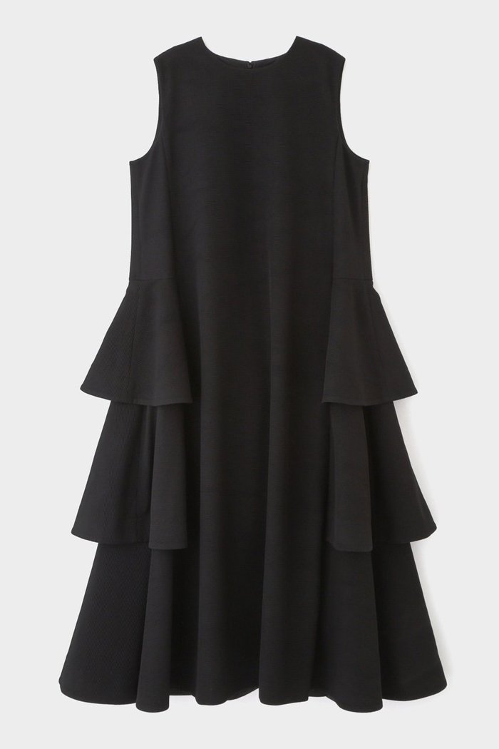 【ル フィル/LE PHIL】のワッフルプリーツティアードワンピース インテリア・キッズ・メンズ・レディースファッション・服の通販 founy(ファニー) https://founy.com/ ファッション Fashion レディースファッション Fashion for Women ワンピース Dresses チュニック Tunic Tops & Dresses スポーティ Sporty, Casual Athletic チュニック Tunic, Long Top ティアードワンピース Tiered Dress, Flared Dress フォルム Silhouette, Form フロント Front, Front Design プリーツ Pleats, Pleated ロング Long, Long-Length ワッフル Waffle, Waffle Knit |ID: prp329100004822640 ipo3291000000035062544