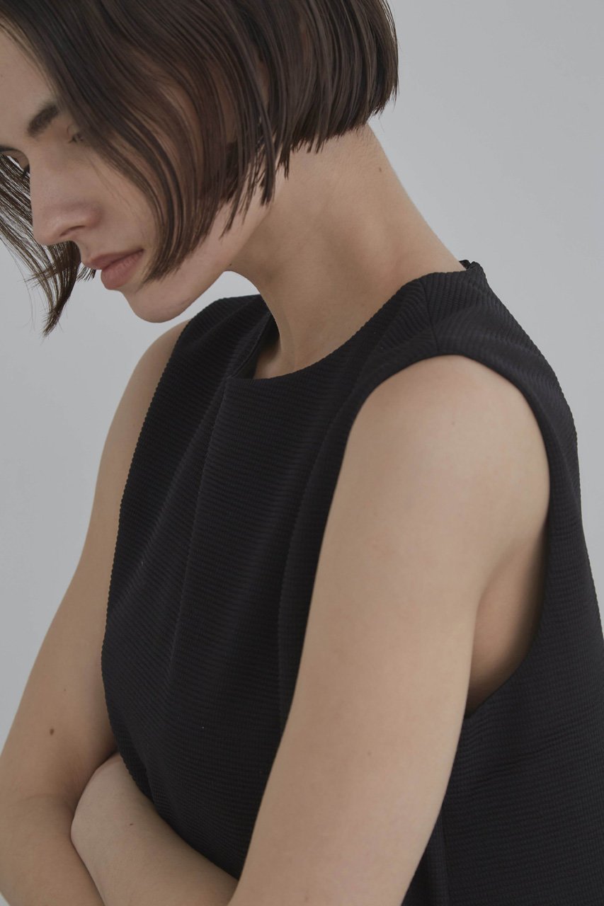 【ル フィル/LE PHIL】のワッフルプリーツティアードワンピース 人気、トレンドファッション・服の通販 founy(ファニー) 　ファッション　Fashion　レディースファッション　Fashion for Women　ワンピース　Dresses　チュニック　Tunic Tops & Dresses　スポーティ　Sporty, Casual Athletic　チュニック　Tunic, Long Top　ティアードワンピース　Tiered Dress, Flared Dress　フォルム　Silhouette, Form　フロント　Front, Front Design　プリーツ　Pleats, Pleated　ロング　Long, Long-Length　ワッフル　Waffle, Waffle Knit　other-3|ID: prp329100004822640 ipo3291000000035062548